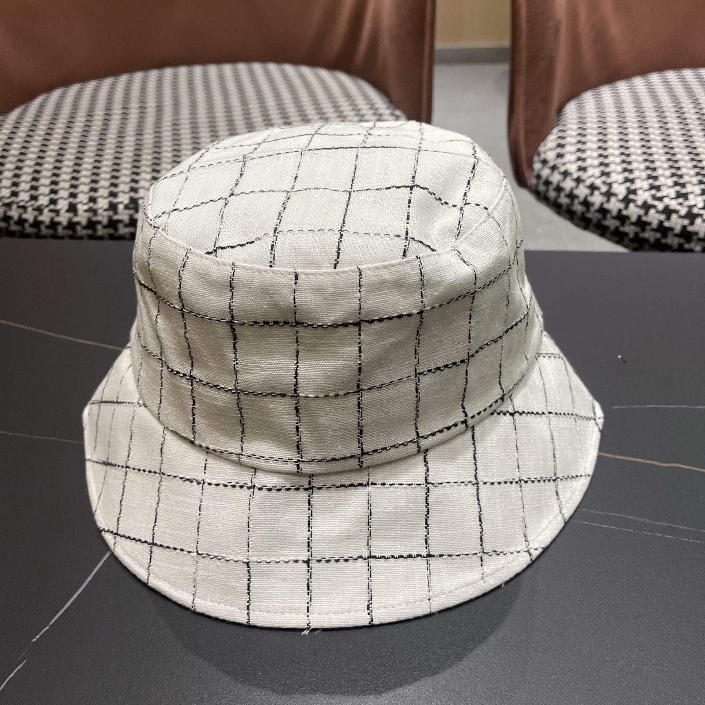 迪奥Dior 格纹渔夫帽子女新款百搭显脸小盆帽素颜出街水桶