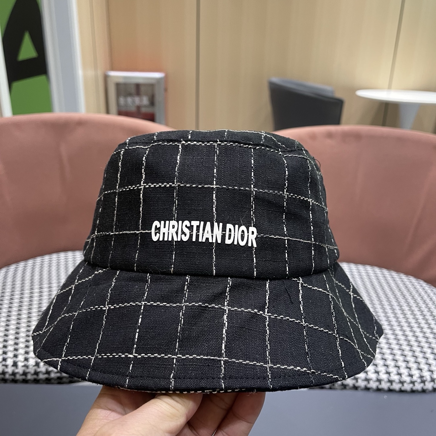 迪奥Dior 格纹渔夫帽子女新款百搭显脸小盆帽素颜出街水桶