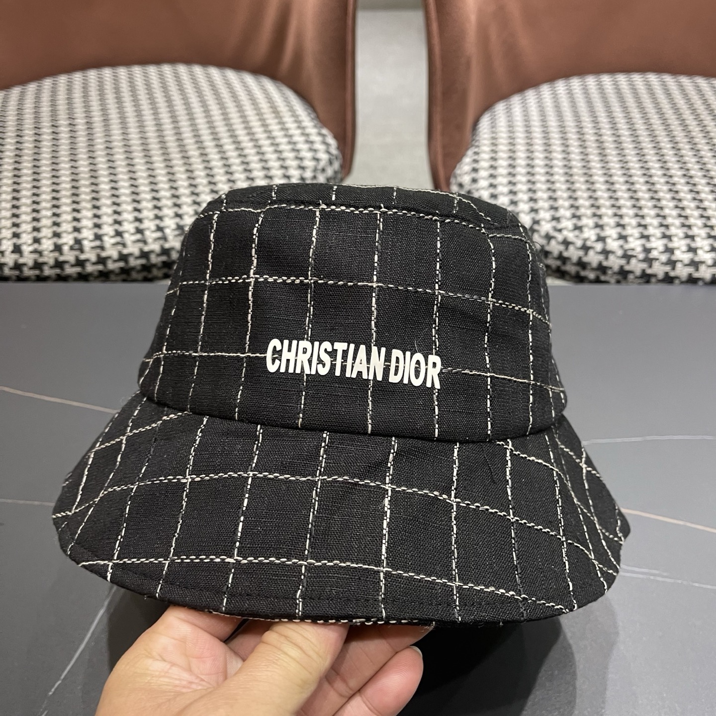 迪奥Dior 格纹渔夫帽子女新款百搭显脸小盆帽素颜出街水桶