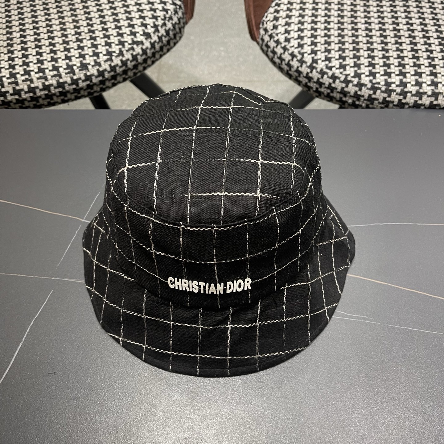 迪奥Dior 格纹渔夫帽子女新款百搭显脸小盆帽素颜出街水桶