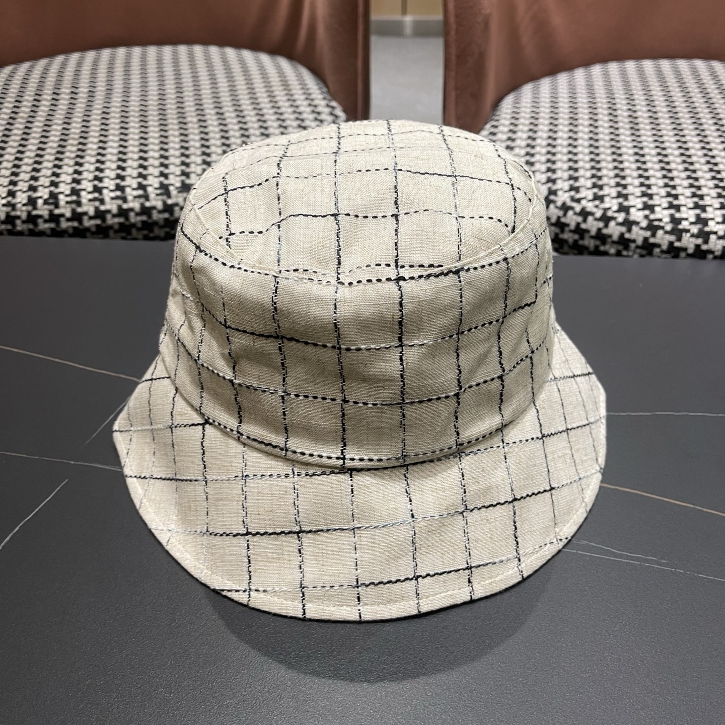 迪奥Dior 格纹渔夫帽子女新款百搭显脸小盆帽素颜出街水桶