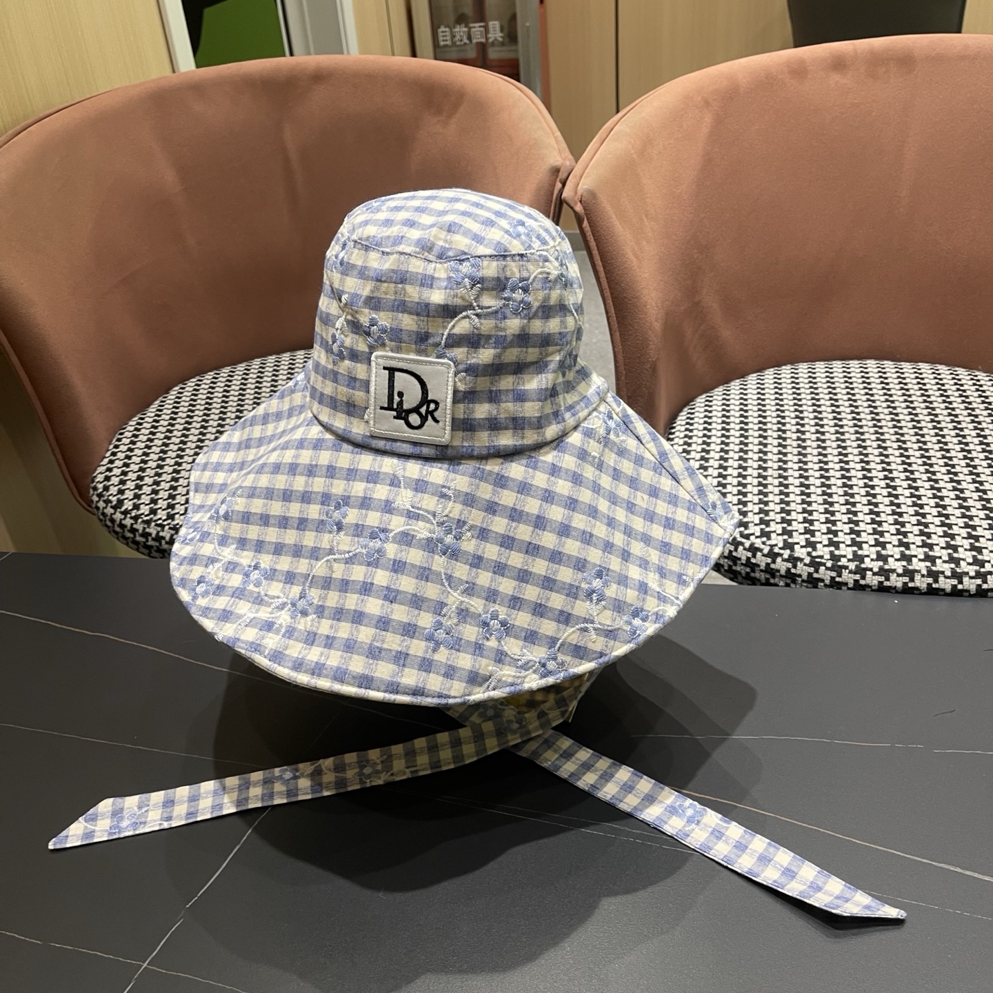 Dior迪奥 韩版格纹系带碎花渔夫帽女夏季千鸟格出游沙滩海边防晒遮阳帽