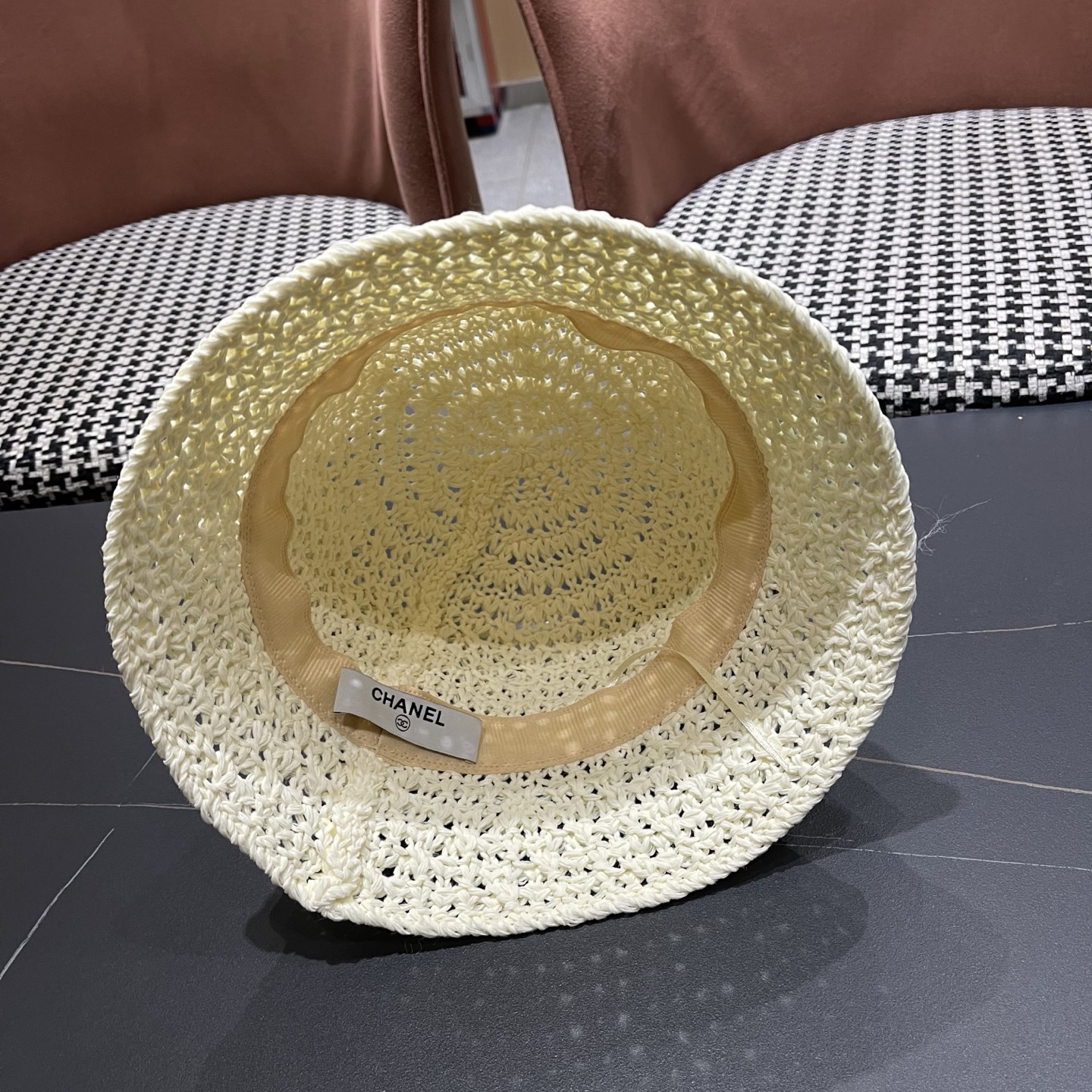 香奈儿CHANEL 春夏韩版百搭显脸小渔夫帽女时尚休闲遮阳帽盆帽潮