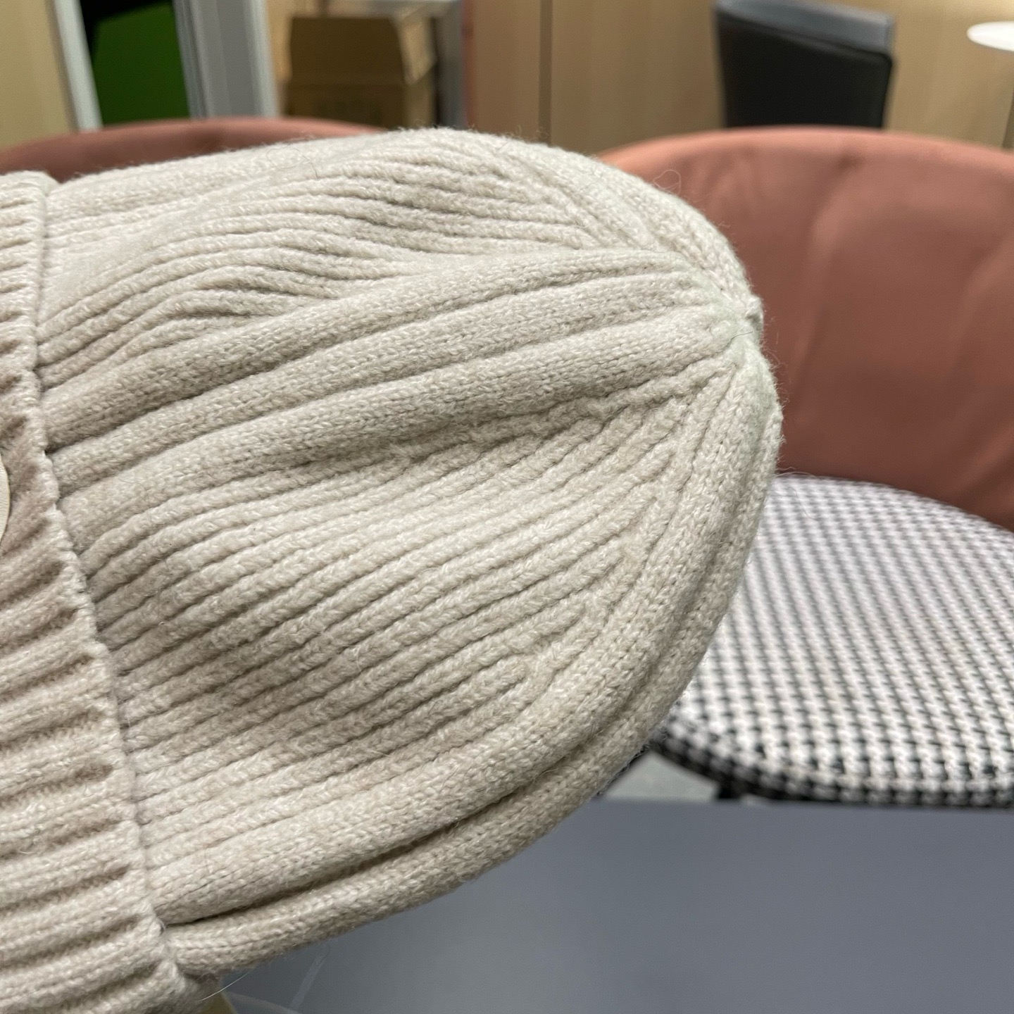 MONCLER（蒙口）秋冬季新款毛线帽户外休闲保暖套头帽弹力针织帽男女款冷帽子