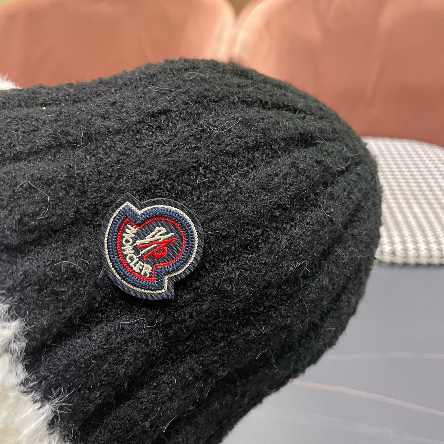 MONCLER（蒙口）拼色帽边毛绒渔夫帽子秋冬季保暖时尚百搭女大头围显脸小休闲盆帽