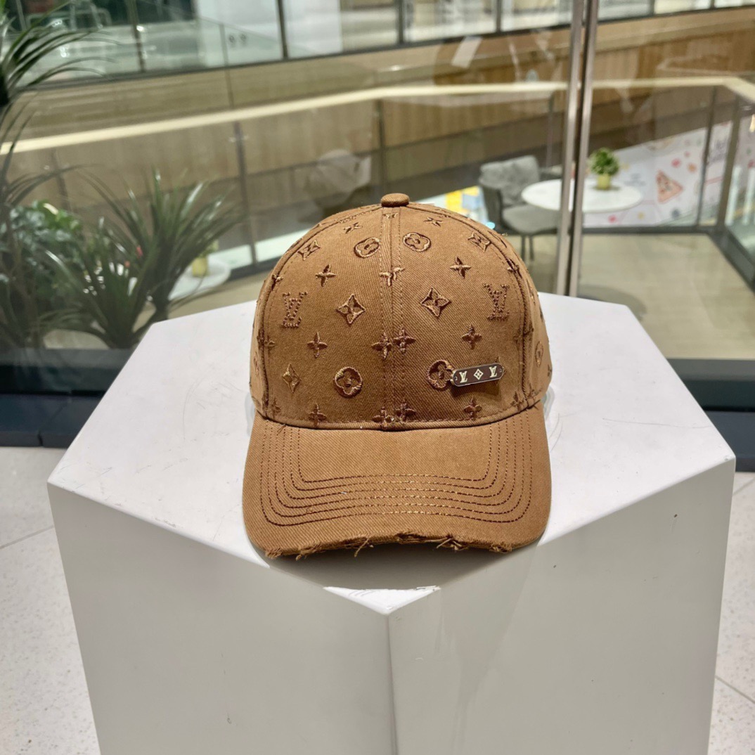 上新！路易威登 LouisVuitton 😍新款LV棒球帽，重工打造♥️早春系列高端大气，百搭款🤗男女通