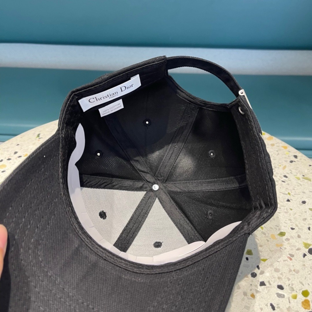 劲爆款【Dior 迪奥】羊毛棒球帽🧢，欧美重工手法，多重内里，曰韩潮流，时尚大气，帅哥美女必入款❤️❤️