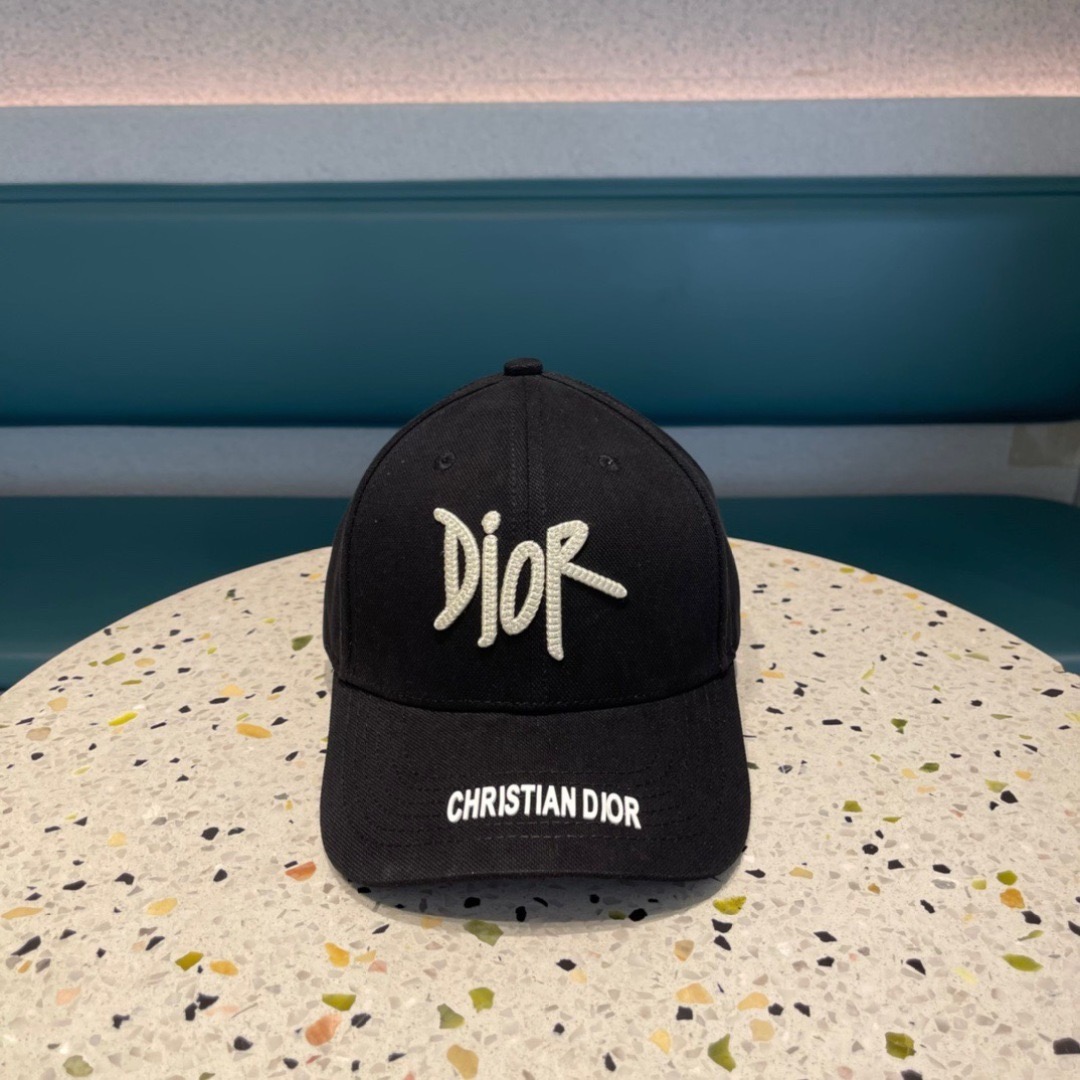 劲爆款【Dior 迪奥】羊毛棒球帽🧢，欧美重工手法，多重内里，曰韩潮流，时尚大气，帅哥美女必入款❤️❤️