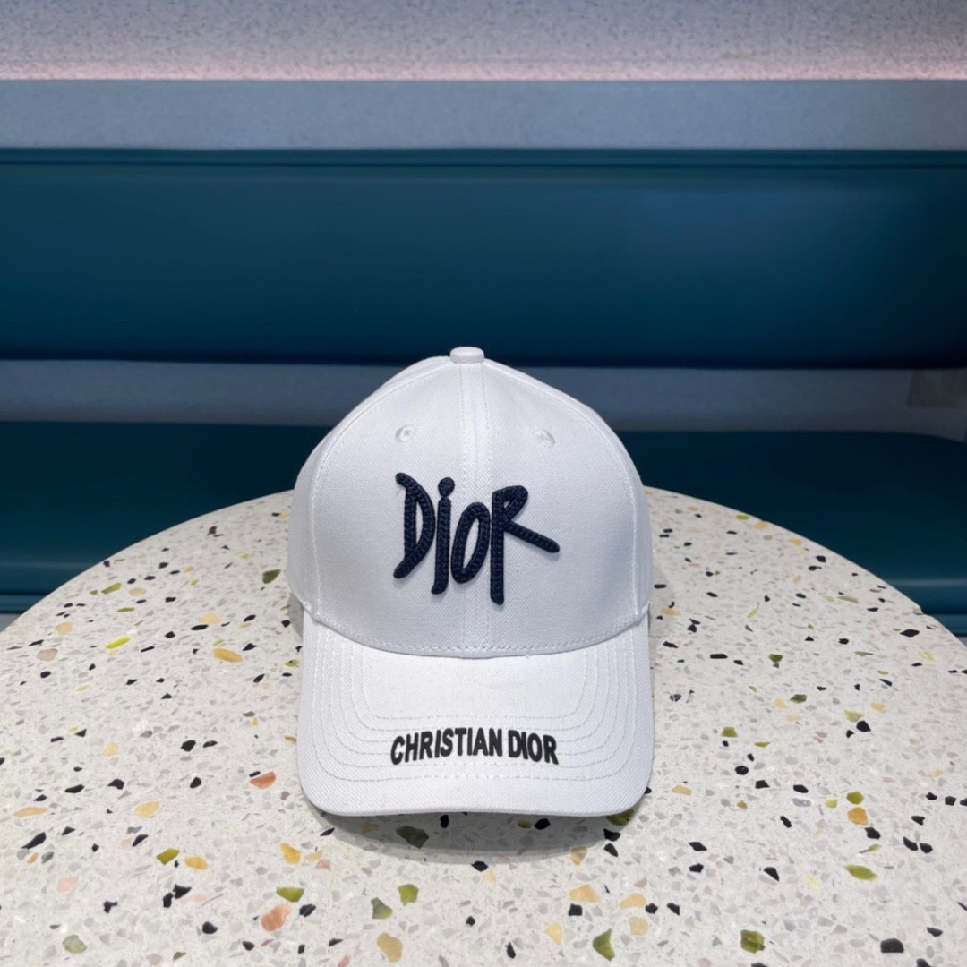 劲爆款【Dior 迪奥】羊毛棒球帽🧢，欧美重工手法，多重内里，曰韩潮流，时尚大气，帅哥美女必入款❤️❤️