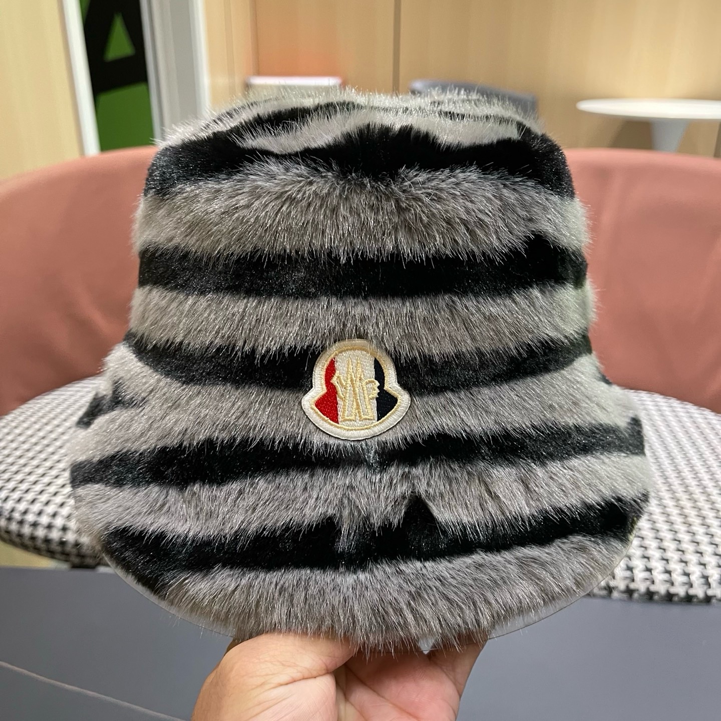 蒙口moncler秋冬豹纹渔夫帽保暖毛绒绒盆帽显脸小