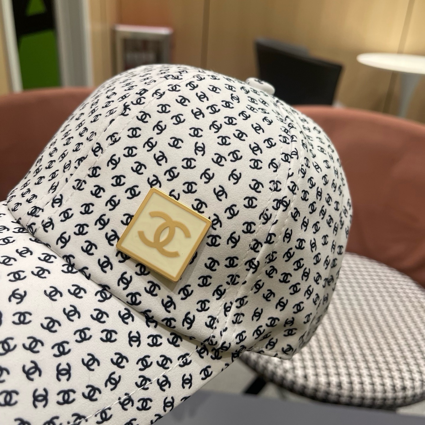香奈儿CHANEL 新品硬顶棒球帽，小香logo经典简约，时尚休闲设计 跑量新品