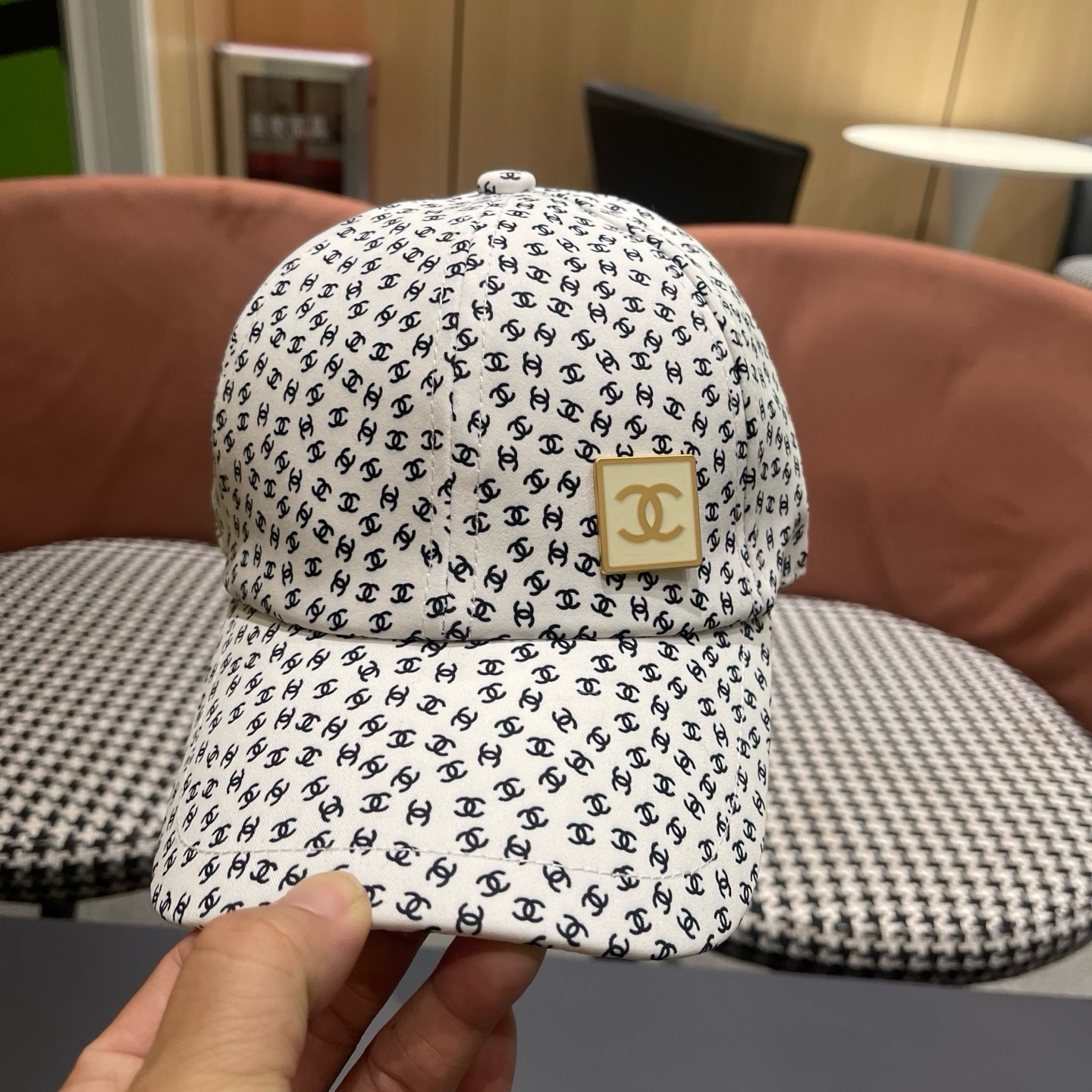 香奈儿CHANEL 新品硬顶棒球帽，小香logo经典简约，时尚休闲设计 跑量新品