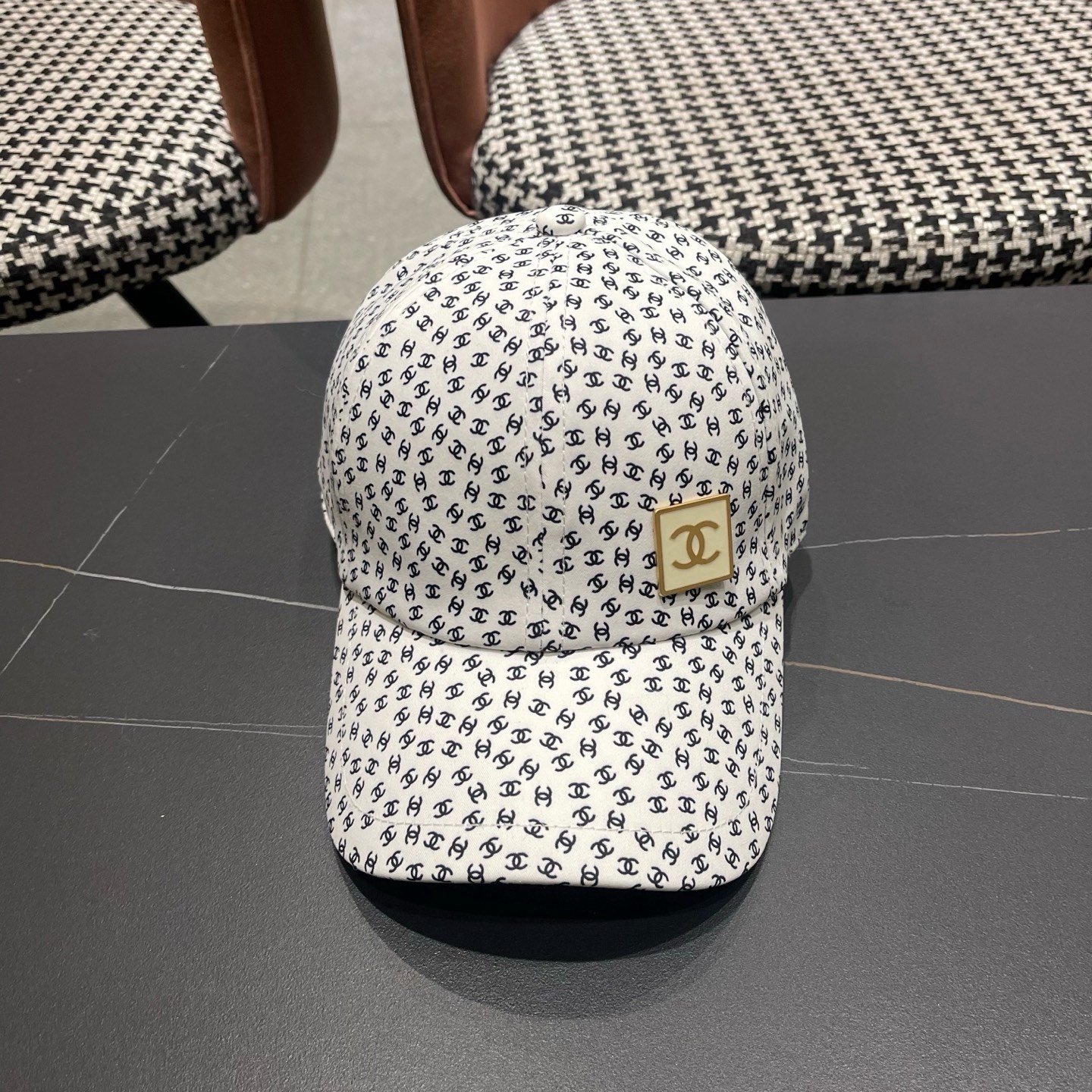 香奈儿CHANEL 新品硬顶棒球帽，小香logo经典简约，时尚休闲设计 跑量新品