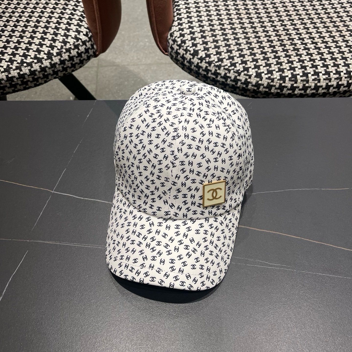 香奈儿CHANEL 新品硬顶棒球帽，小香logo经典简约，时尚休闲设计 跑量新品