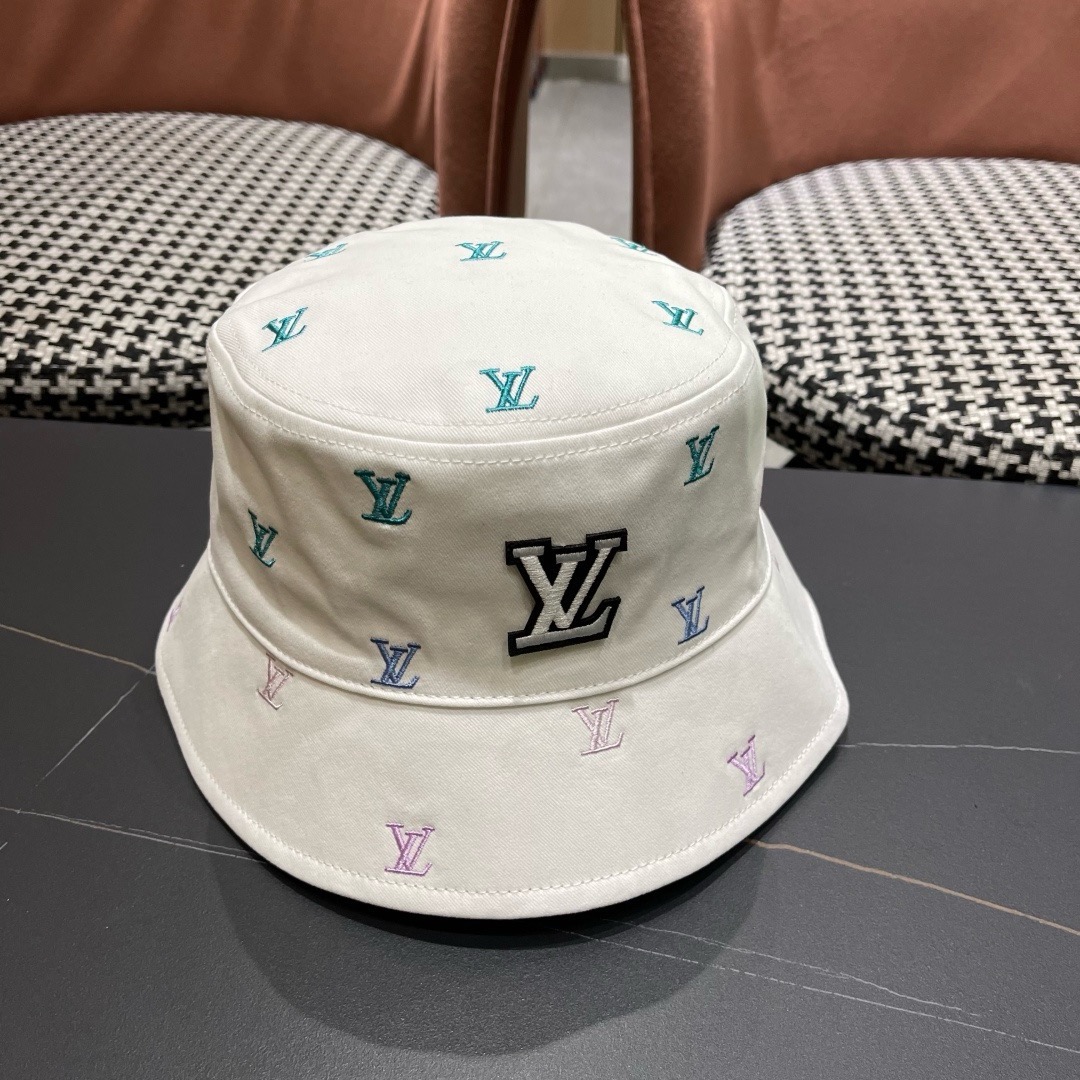 Lv路易威登2026新款 彩色渐变字母刺绣时尚双面渔夫帽 男士帽子