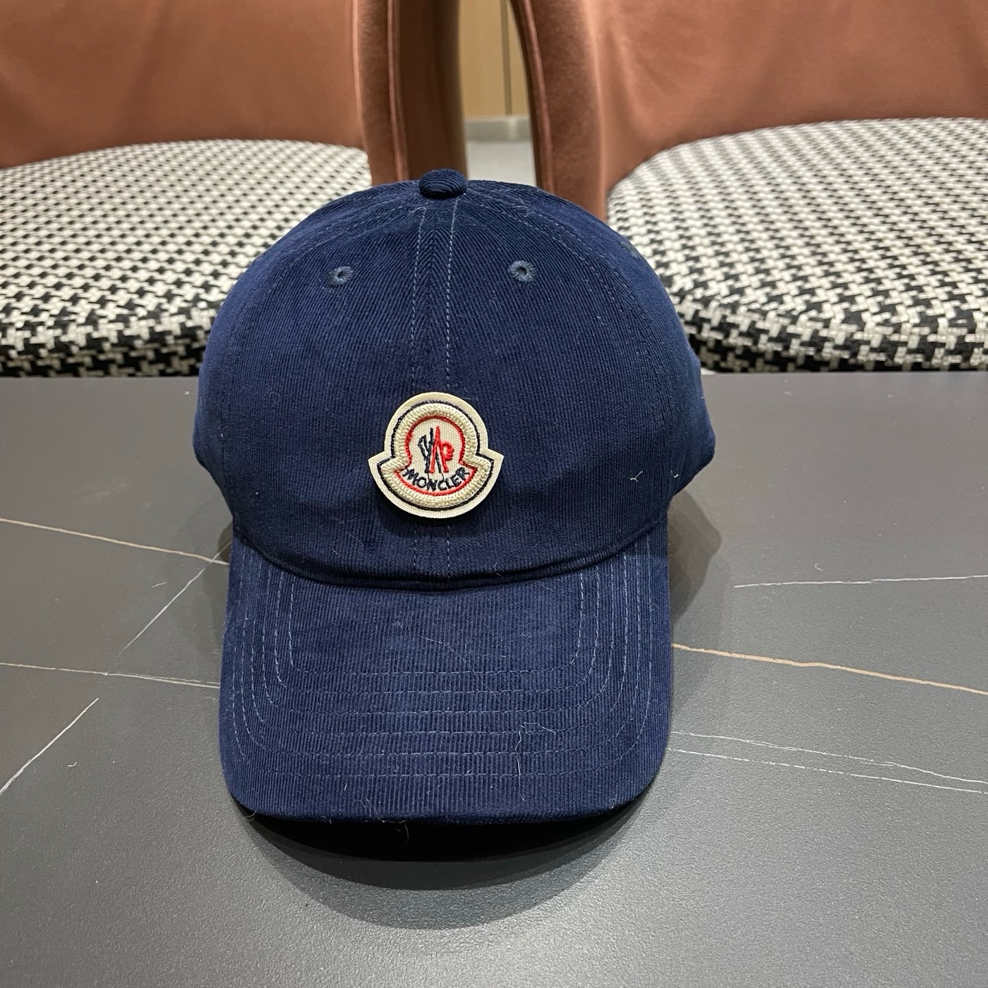 蒙口MONCLER秋冬新款棒球帽，时尚炸街单品，风格很OK，网红.时尚博主的最爱！高品质舒适透气，凹造型很好看
