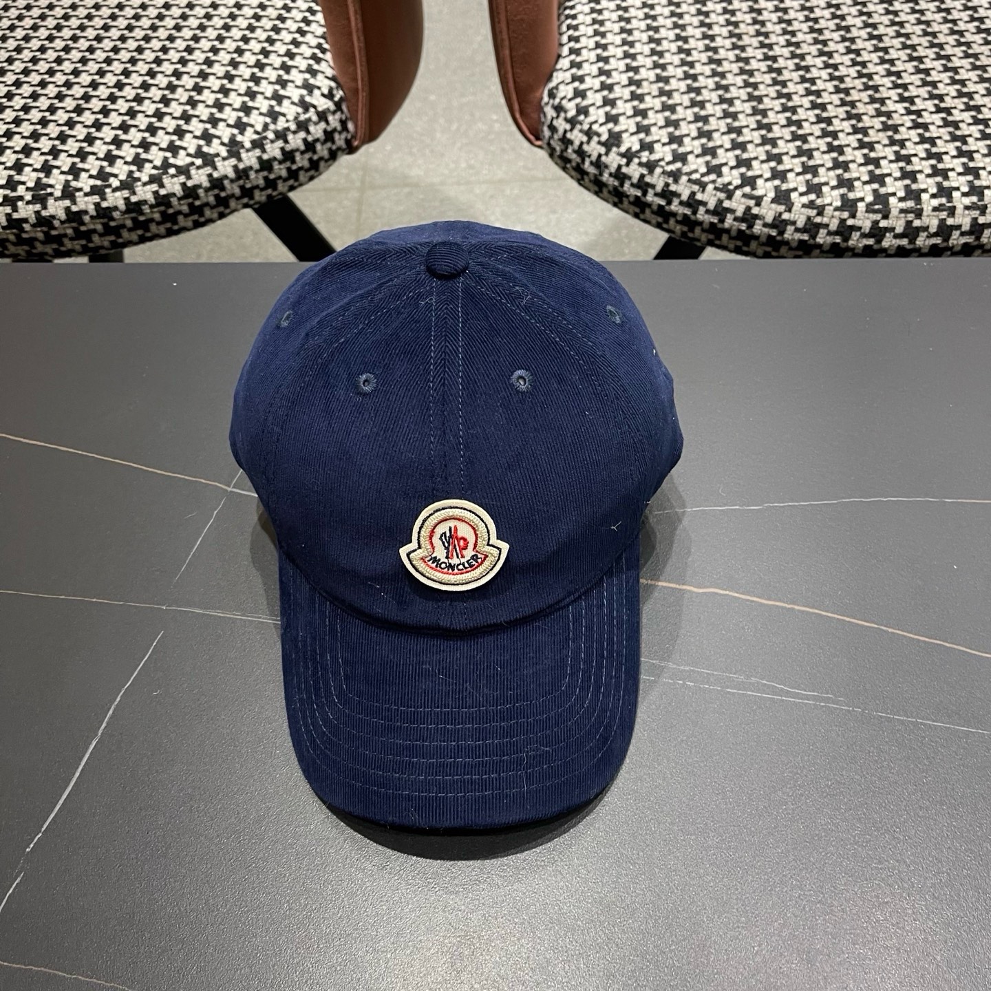 蒙口MONCLER秋冬新款棒球帽，时尚炸街单品，风格很OK，网红.时尚博主的最爱！高品质舒适透气，凹造型很好看