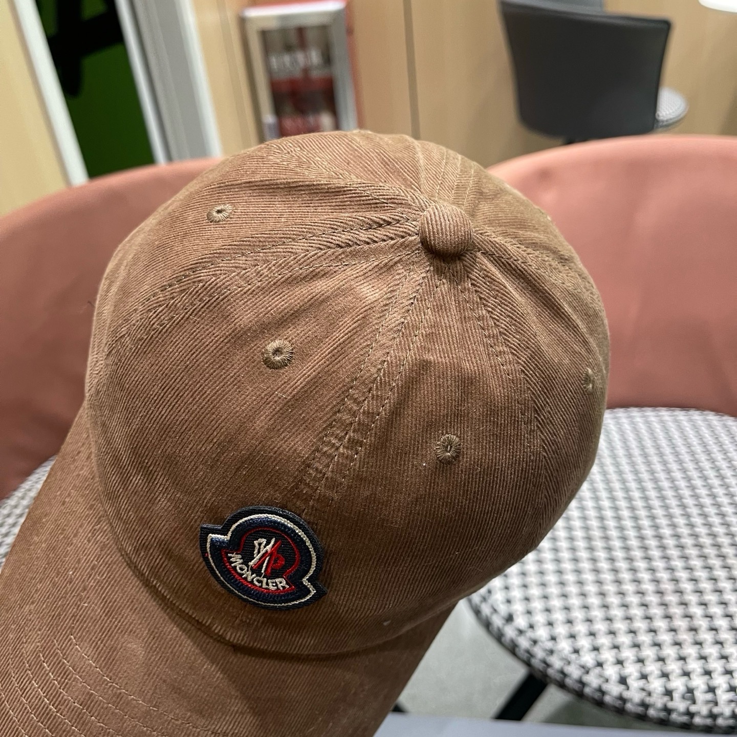 蒙口MONCLER秋冬新款棒球帽，时尚炸街单品，风格很OK，网红.时尚博主的最爱！高品质舒适透气，凹造型很好看