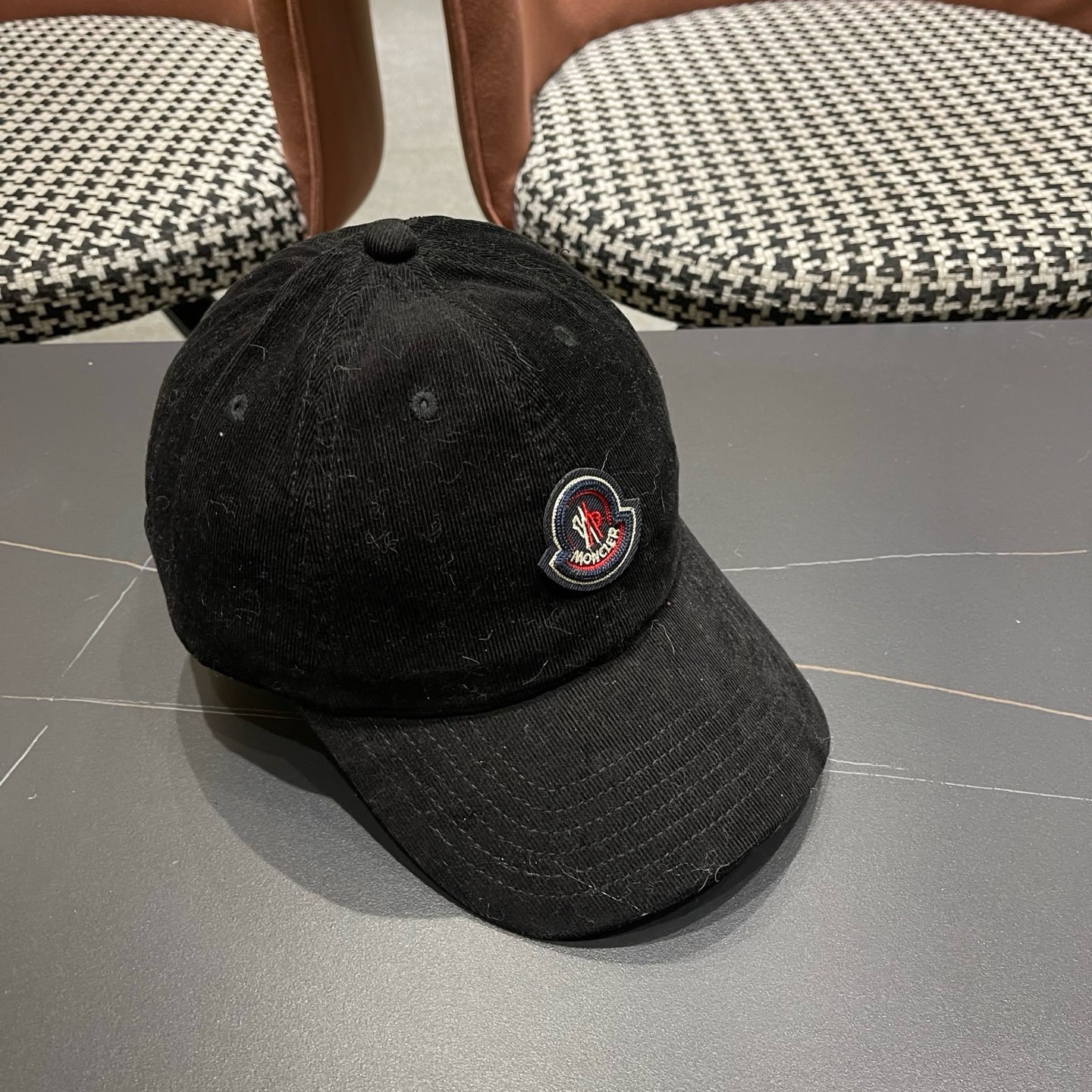 蒙口MONCLER秋冬新款棒球帽，时尚炸街单品，风格很OK，网红.时尚博主的最爱！高品质舒适透气，凹造型很好看