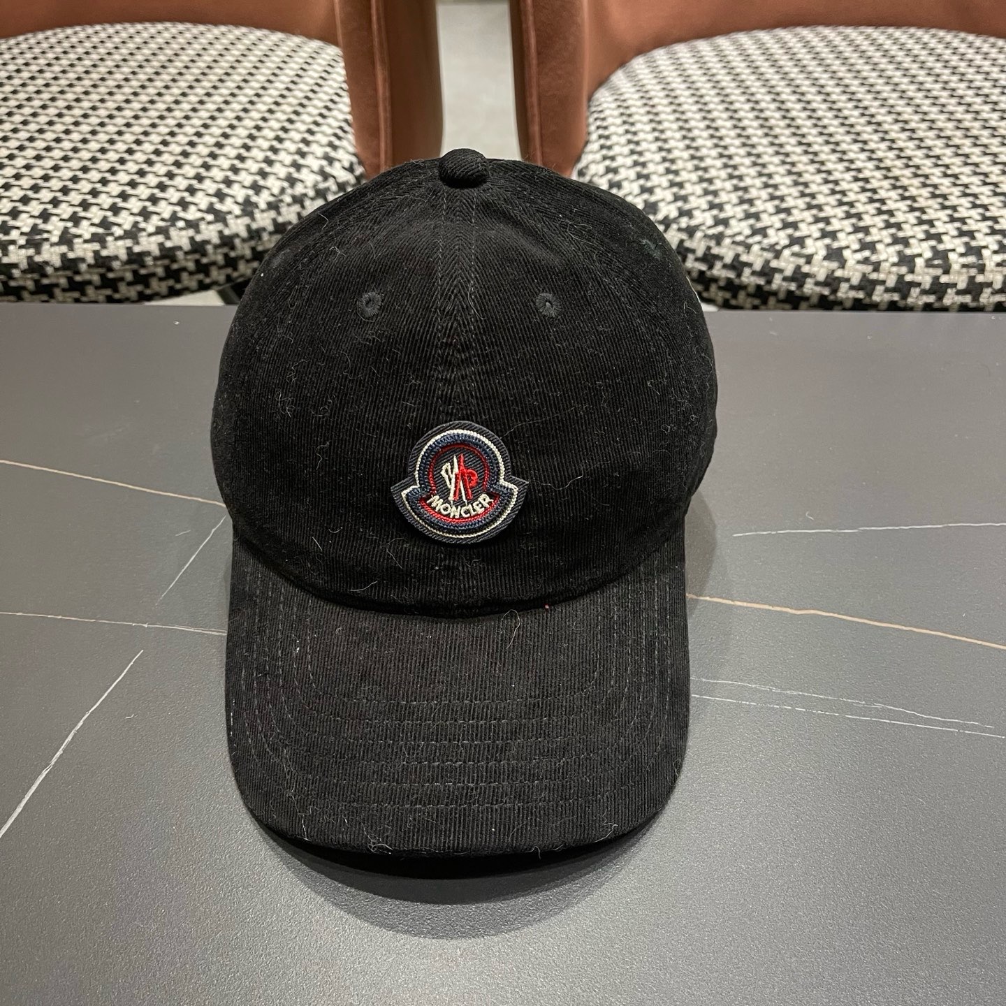 蒙口MONCLER秋冬新款棒球帽，时尚炸街单品，风格很OK，网红.时尚博主的最爱！高品质舒适透气，凹造型很好看