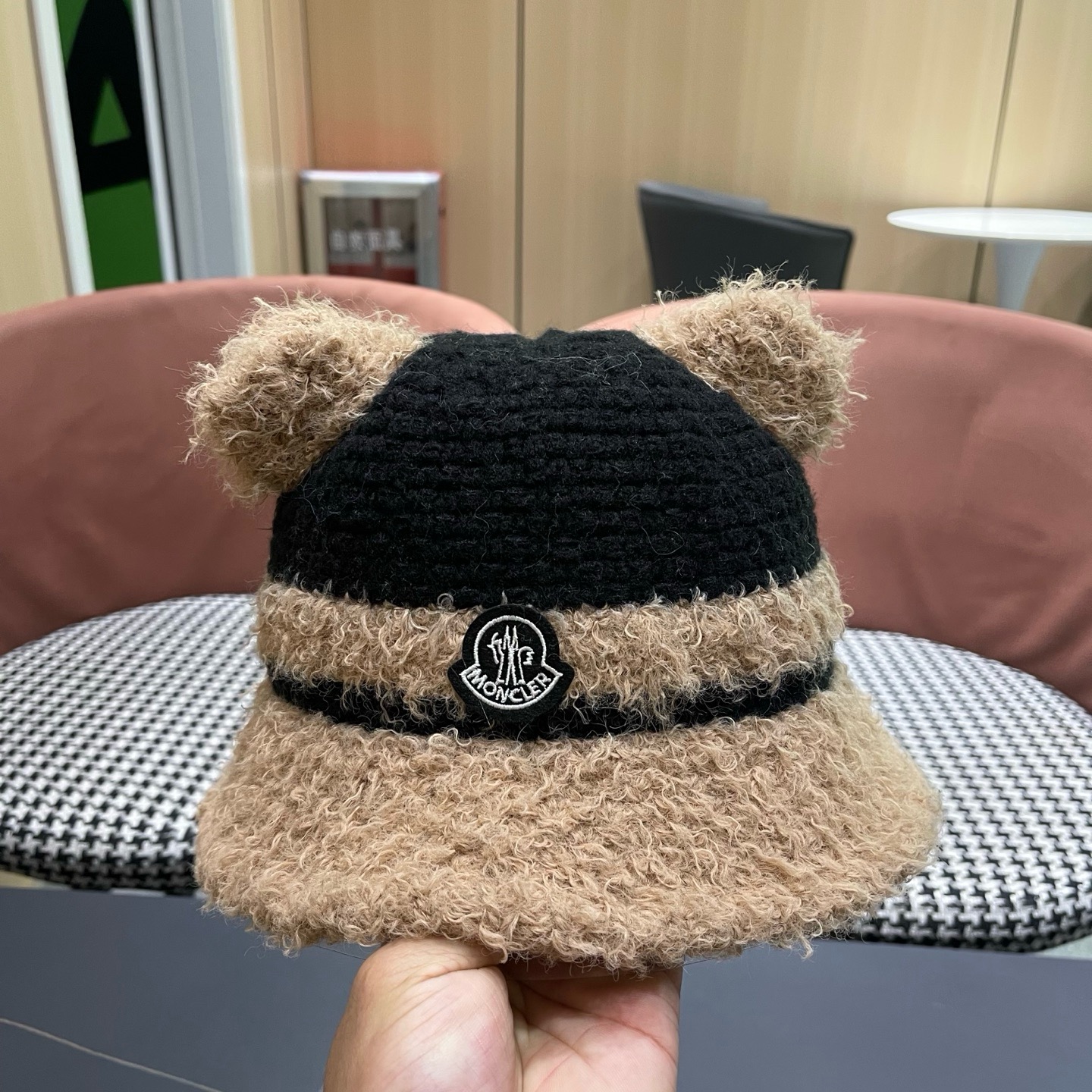 MONCLER（蒙口） 冬季渔夫帽女ins韩版保暖冷帽可爱羊羔毛泰迪绒百搭显脸小盆帽潮