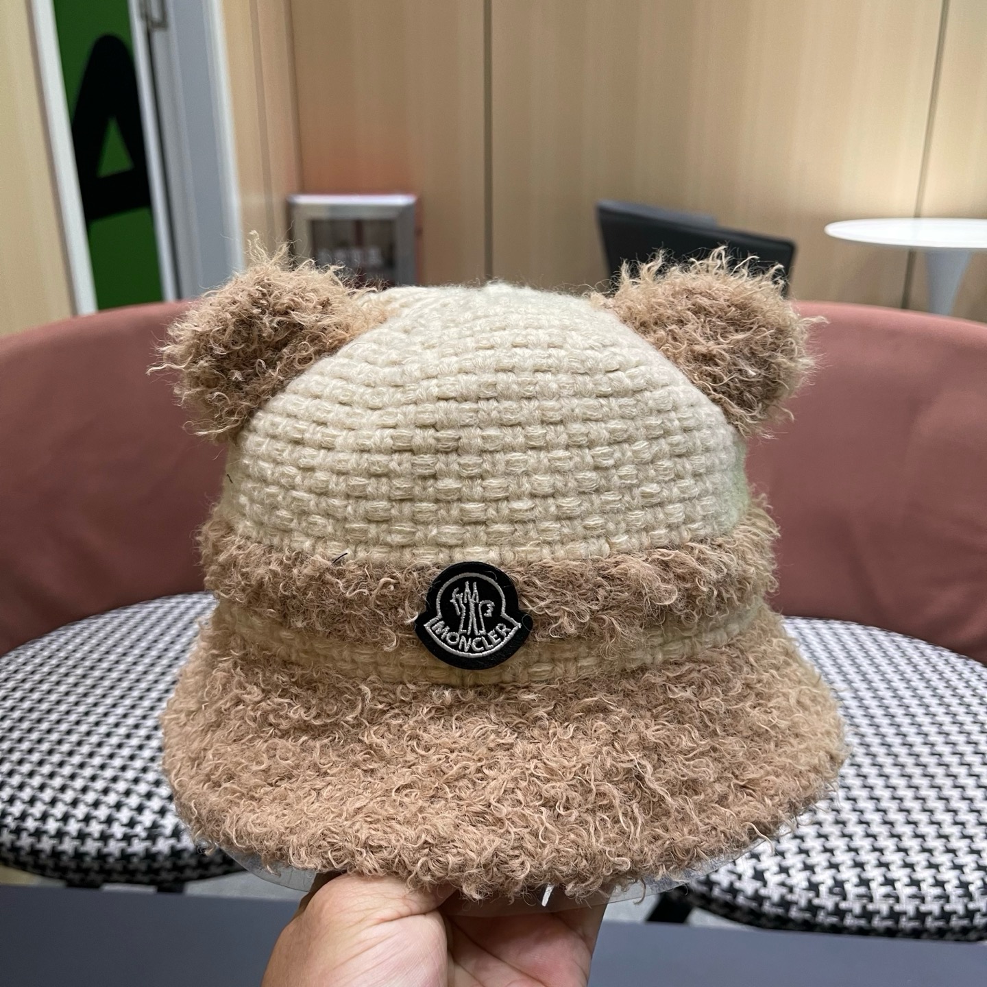 MONCLER（蒙口） 冬季渔夫帽女ins韩版保暖冷帽可爱羊羔毛泰迪绒百搭显脸小盆帽潮