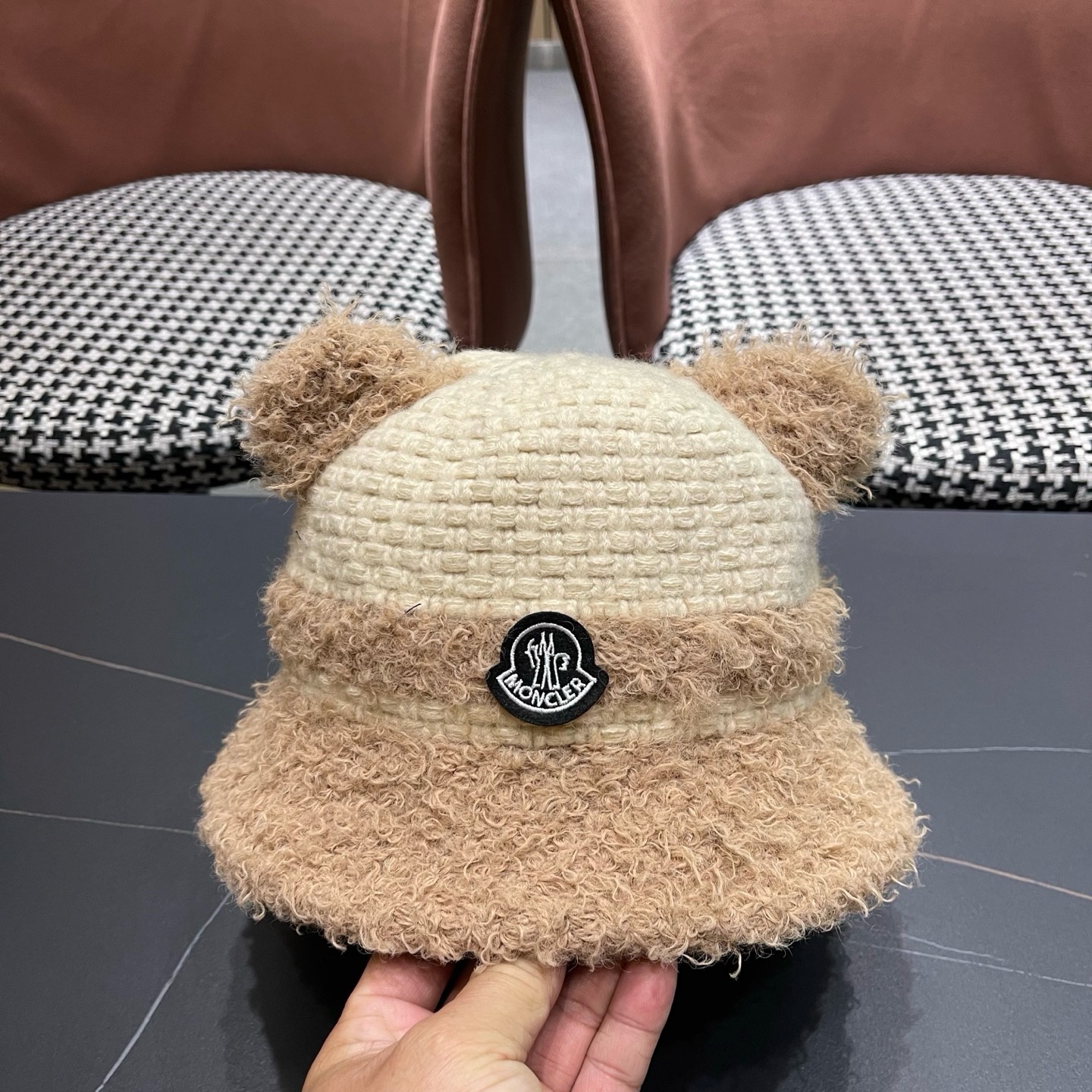 MONCLER（蒙口） 冬季渔夫帽女ins韩版保暖冷帽可爱羊羔毛泰迪绒百搭显脸小盆帽潮