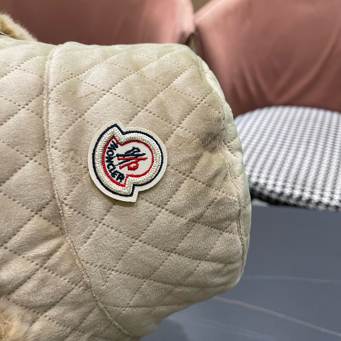 MONCLER（蒙口）韩国麂皮绒盆帽女冬季保暖加厚毛绒 渔夫帽时尚气质蝴蝶结防寒帽子