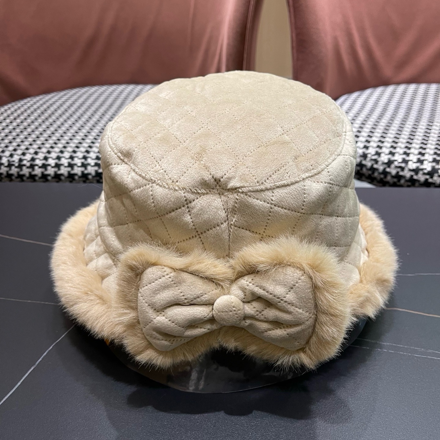 MONCLER（蒙口）韩国麂皮绒盆帽女冬季保暖加厚毛绒 渔夫帽时尚气质蝴蝶结防寒帽子