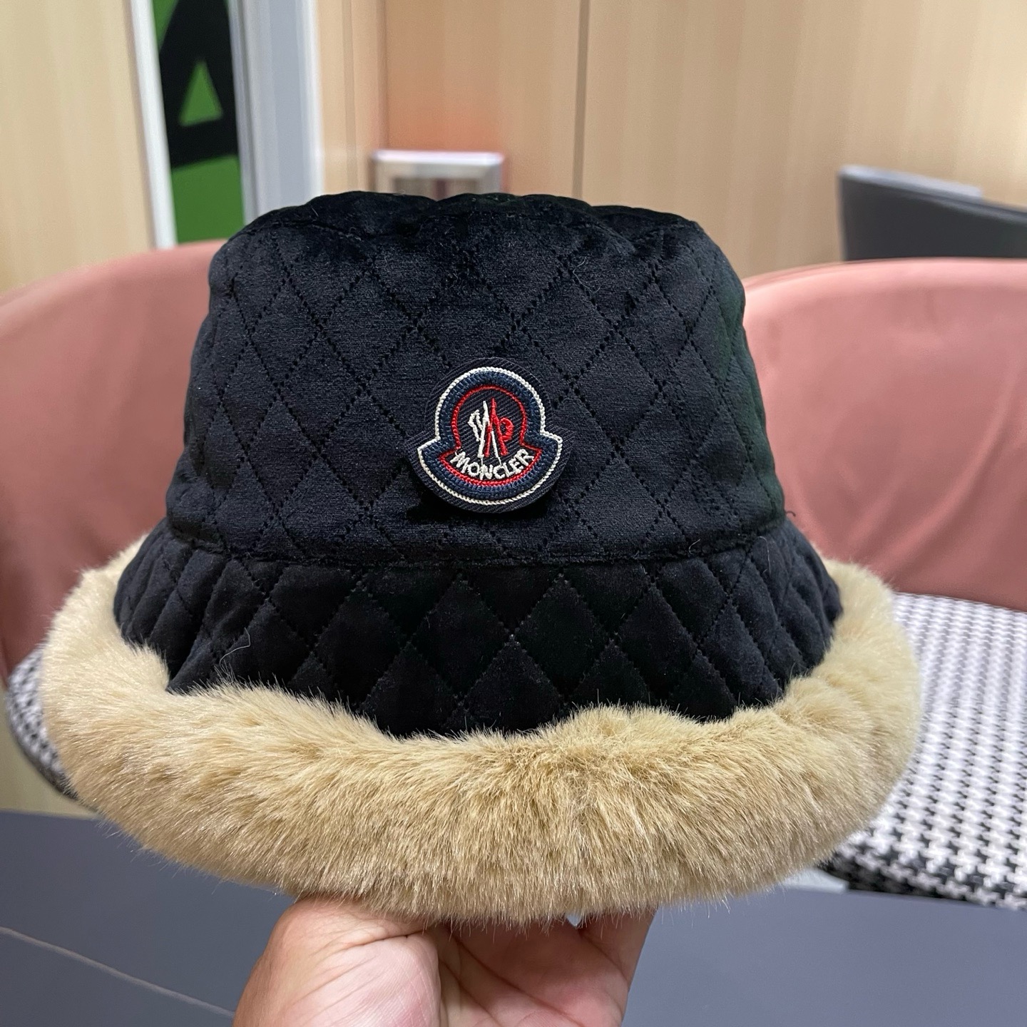 MONCLER（蒙口）韩国麂皮绒盆帽女冬季保暖加厚毛绒 渔夫帽时尚气质蝴蝶结防寒帽子