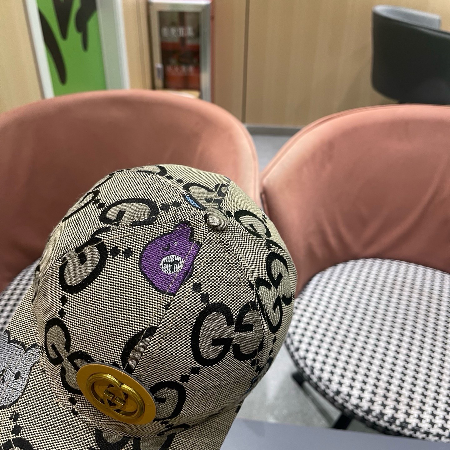 Gucci(古奇)新款原单棒球帽， 大双G拼皮，专柜热卖款，1:1开模订制，原版帆布料+头层牛皮，时尚帅气！质量超赞，基
