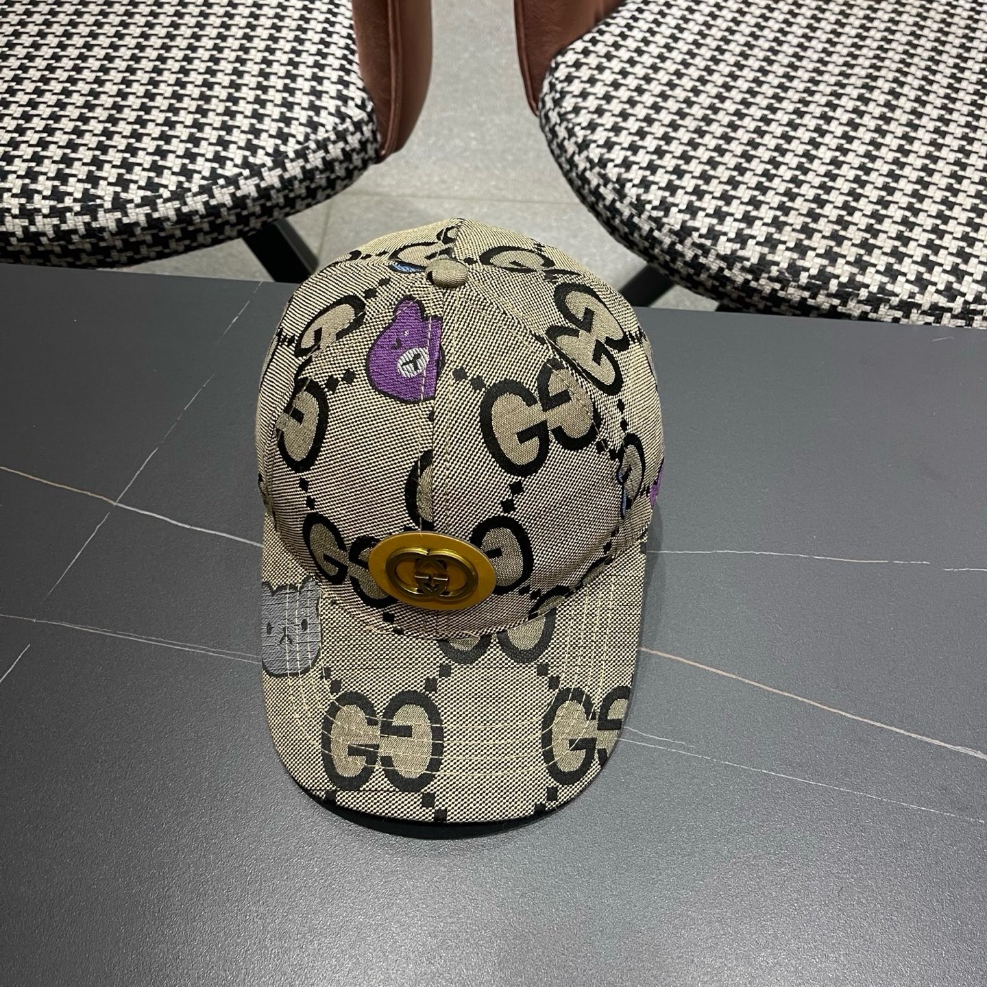 Gucci(古奇)新款原单棒球帽， 大双G拼皮，专柜热卖款，1:1开模订制，原版帆布料+头层牛皮，时尚帅气！质量超赞，基
