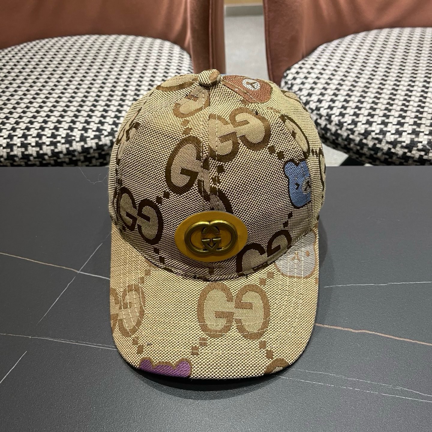 Gucci(古奇)新款原单棒球帽， 大双G拼皮，专柜热卖款，1:1开模订制，原版帆布料+头层牛皮，时尚帅气！质量超赞，基