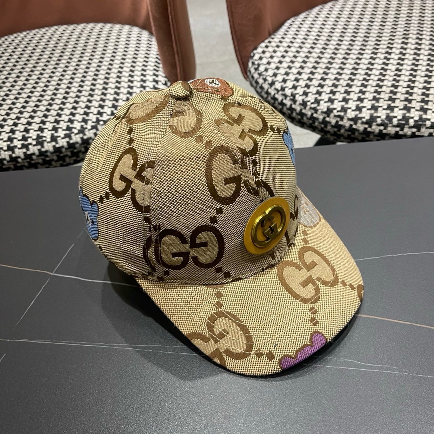 Gucci(古奇)新款原单棒球帽， 大双G拼皮，专柜热卖款，1:1开模订制，原版帆布料+头层牛皮，时尚帅气！质量超赞，基