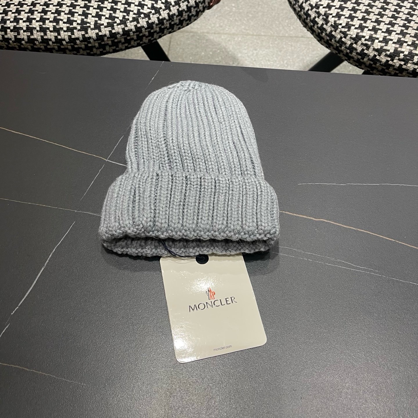 MONCLER（蒙口）秋冬季光板毛线帽户外休闲保暖套头帽弹力针织帽男女款空白冷帽子
