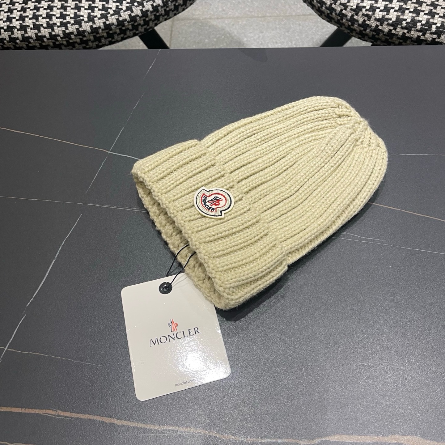 MONCLER（蒙口）秋冬季光板毛线帽户外休闲保暖套头帽弹力针织帽男女款空白冷帽子