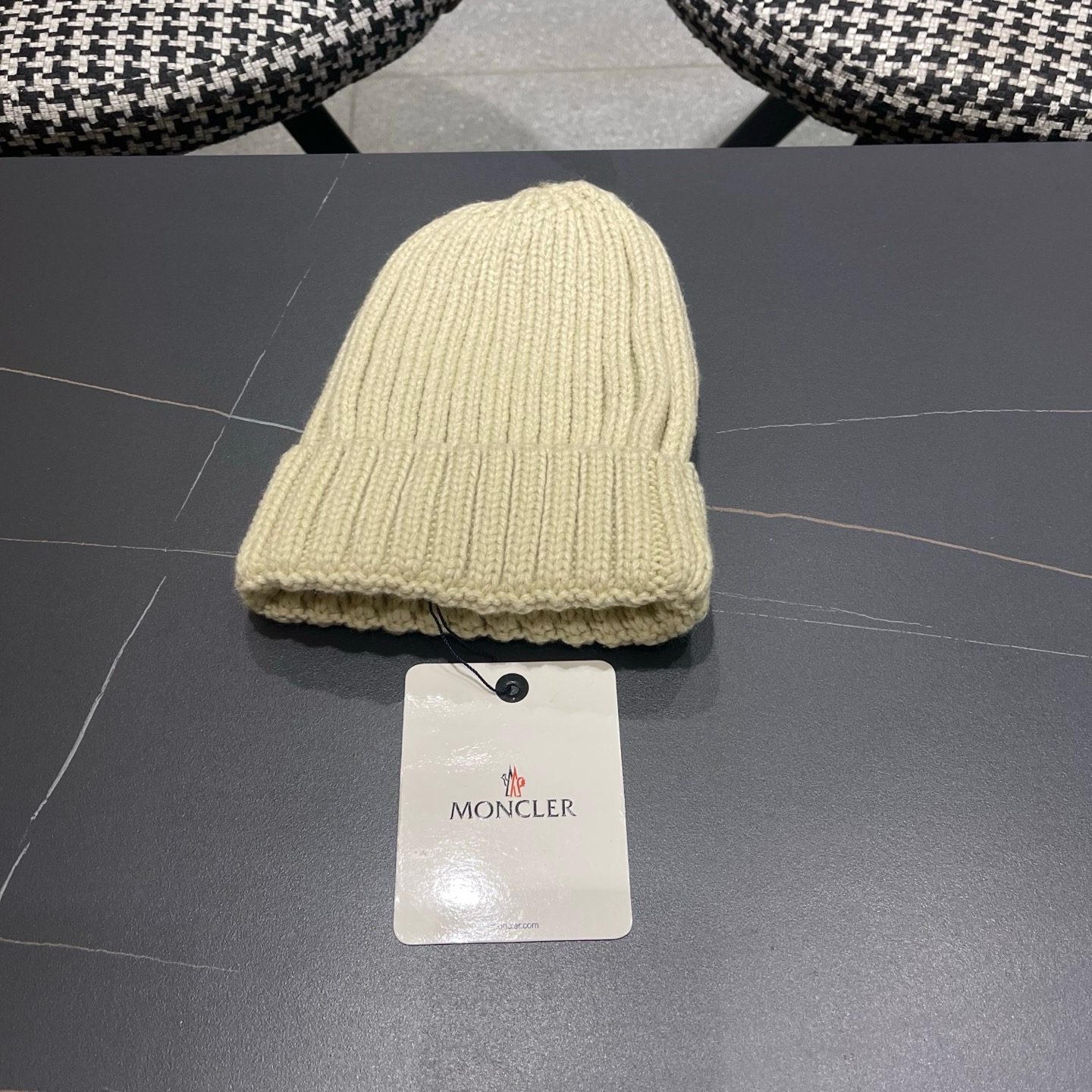 MONCLER（蒙口）秋冬季光板毛线帽户外休闲保暖套头帽弹力针织帽男女款空白冷帽子