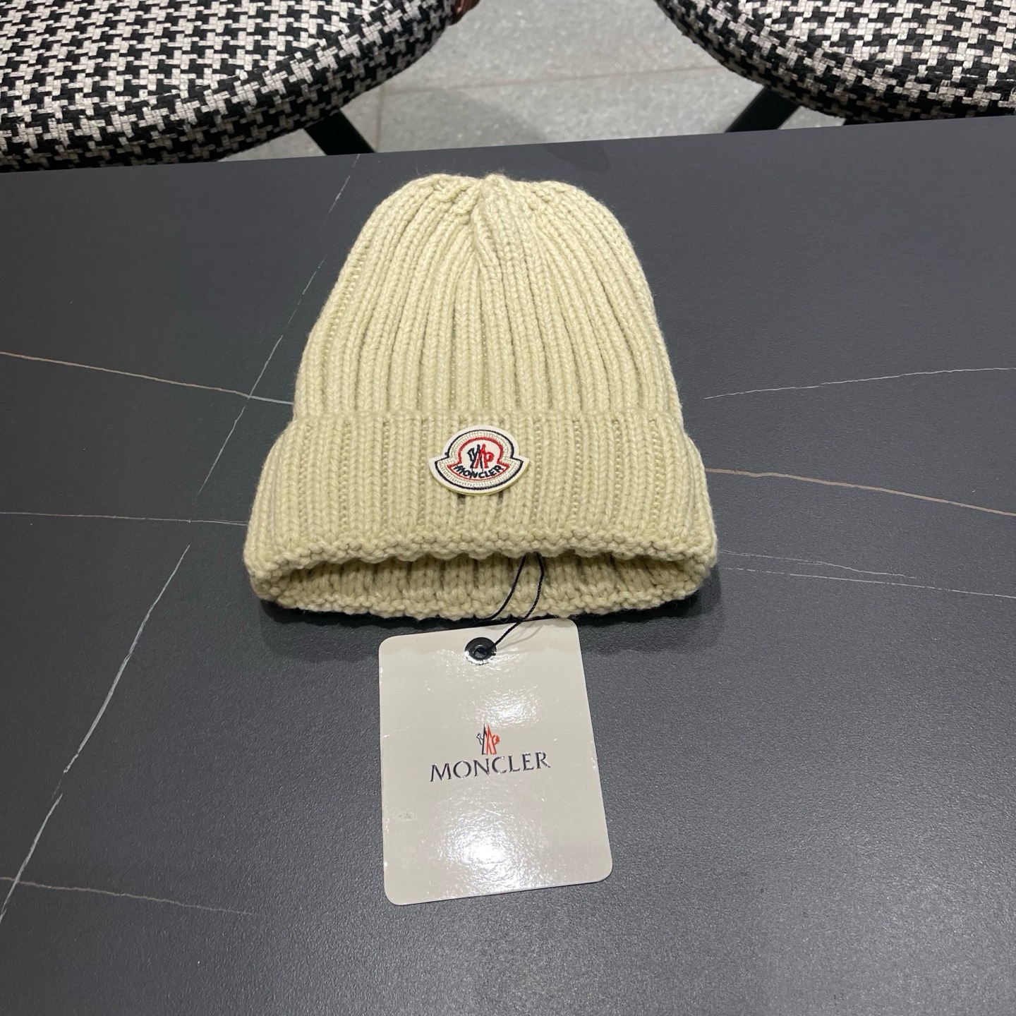 MONCLER（蒙口）秋冬季光板毛线帽户外休闲保暖套头帽弹力针织帽男女款空白冷帽子