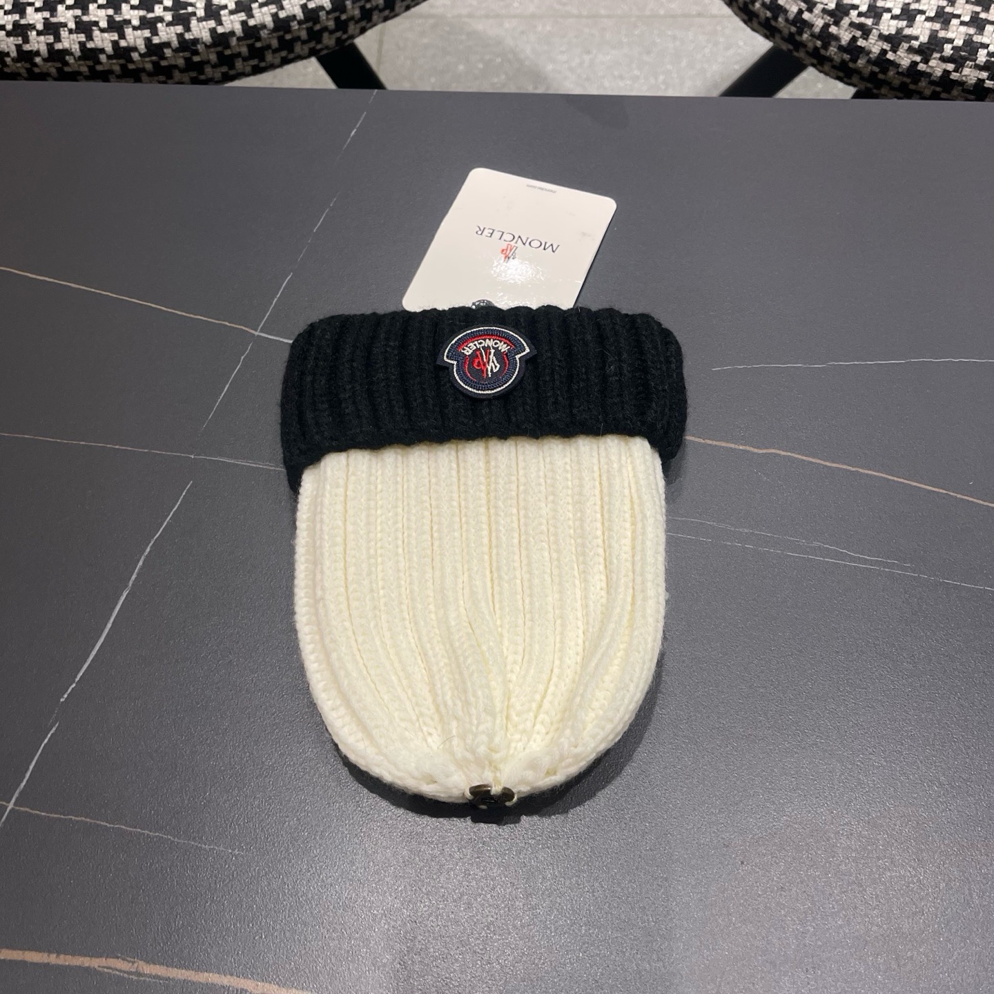 MONCLER（蒙口）秋冬季光板毛线帽户外休闲保暖套头帽弹力针织帽男女款空白冷帽子