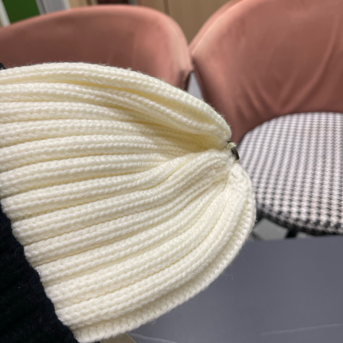 MONCLER（蒙口）秋冬季光板毛线帽户外休闲保暖套头帽弹力针织帽男女款空白冷帽子