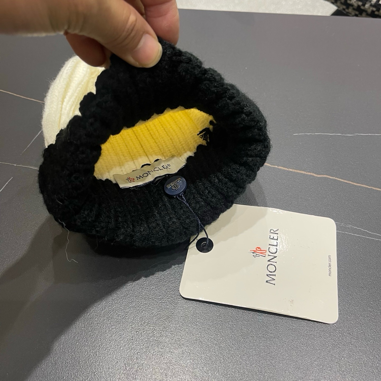 MONCLER（蒙口）秋冬季光板毛线帽户外休闲保暖套头帽弹力针织帽男女款空白冷帽子