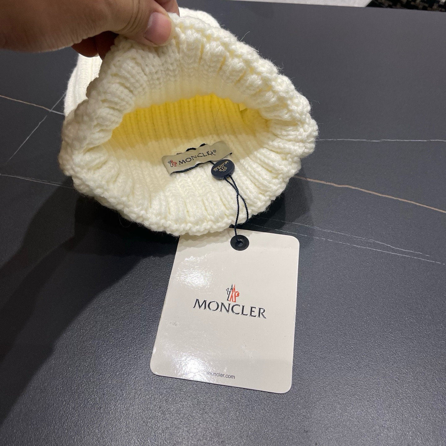 MONCLER（蒙口）秋冬季光板毛线帽户外休闲保暖套头帽弹力针织帽男女款空白冷帽子