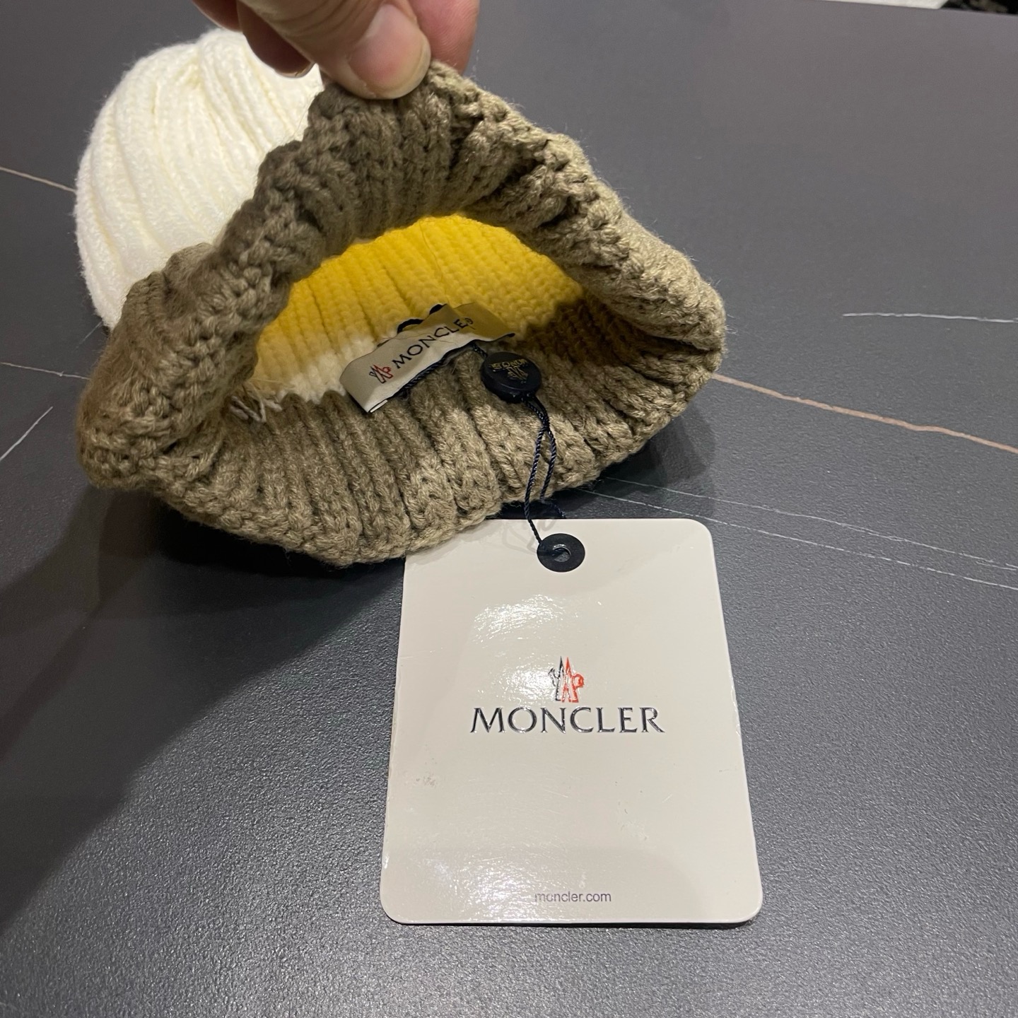 MONCLER（蒙口）秋冬季光板毛线帽户外休闲保暖套头帽弹力针织帽男女款空白冷帽子