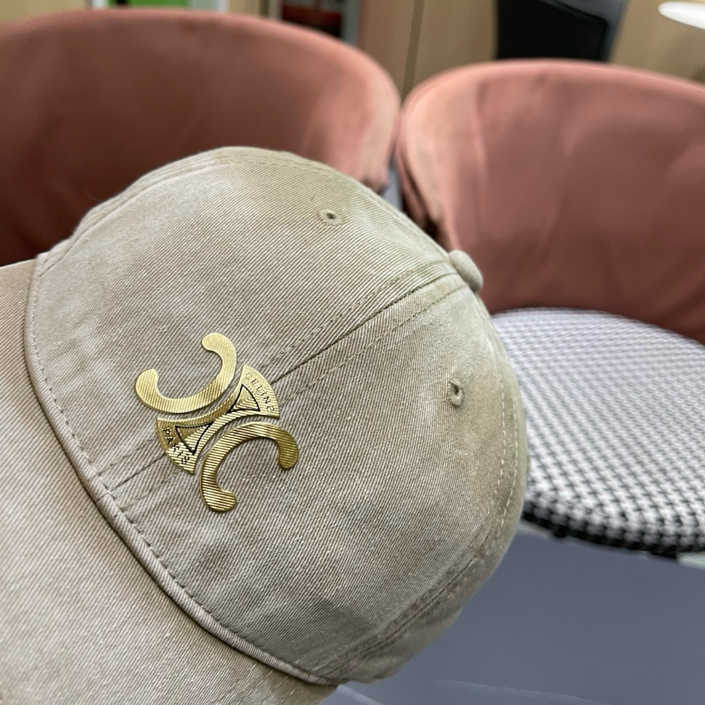 【CELINE赛琳】新款经典休闲潮流款 棒球帽🧢日韩风格，随便搭配都超好看！出门旅游，绝对要入手的一款