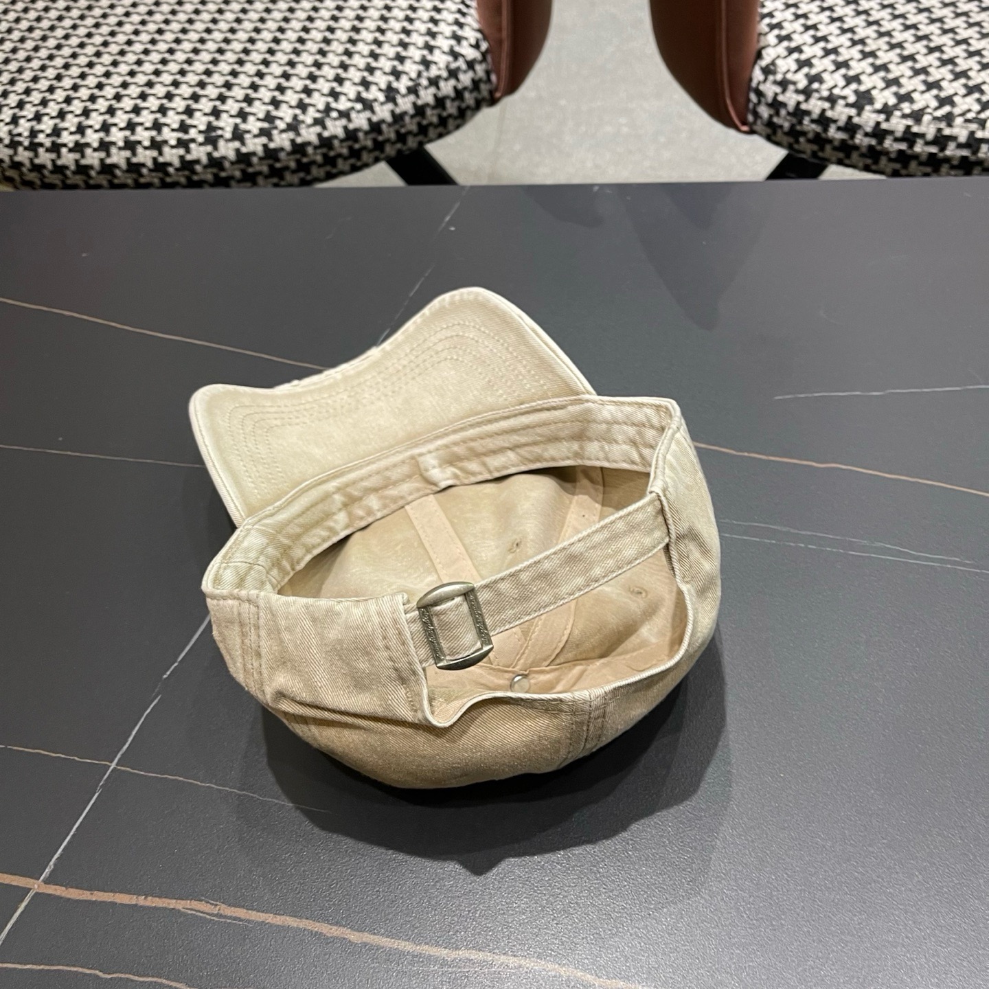 【CELINE赛琳】新款经典休闲潮流款 棒球帽🧢日韩风格，随便搭配都超好看！出门旅游，绝对要入手的一款
