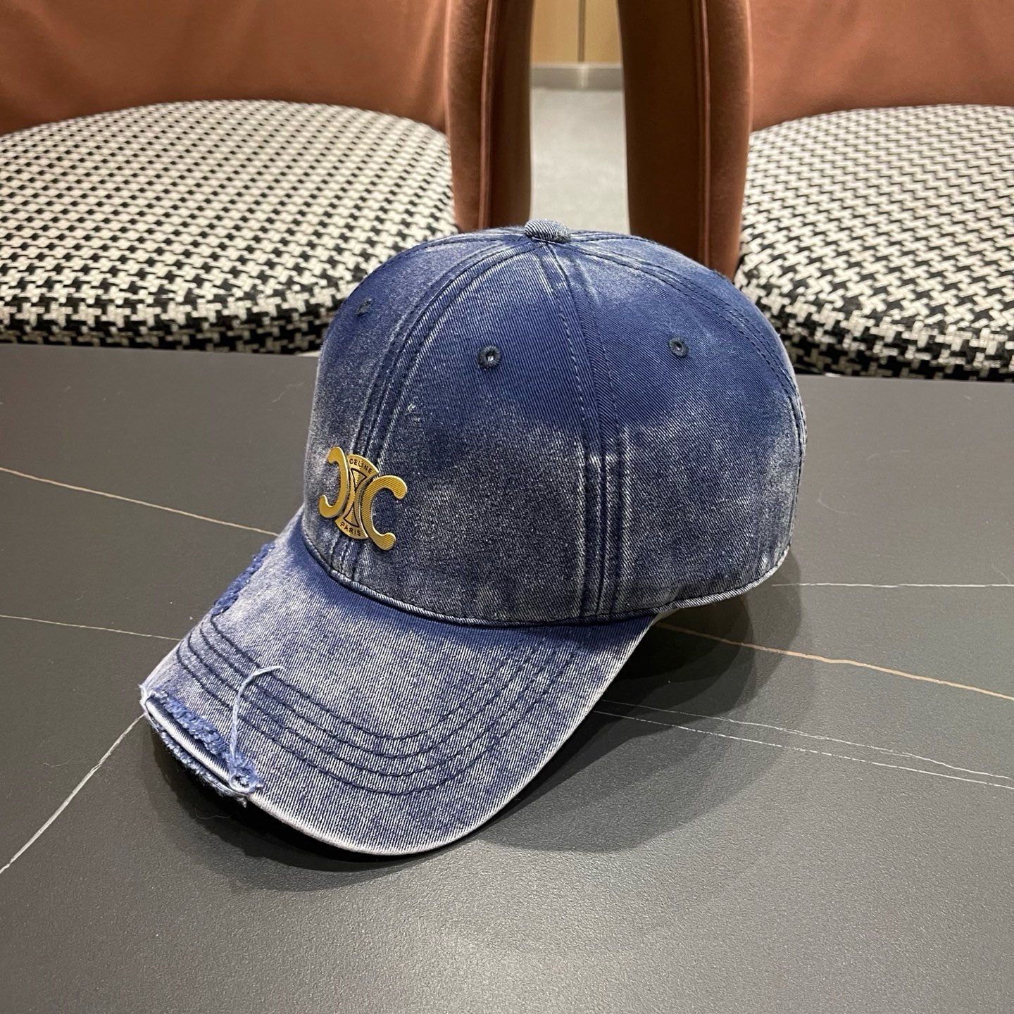 【CELINE赛琳】新款经典休闲潮流款 棒球帽🧢日韩风格，随便搭配都超好看！出门旅游，绝对要入手的一款