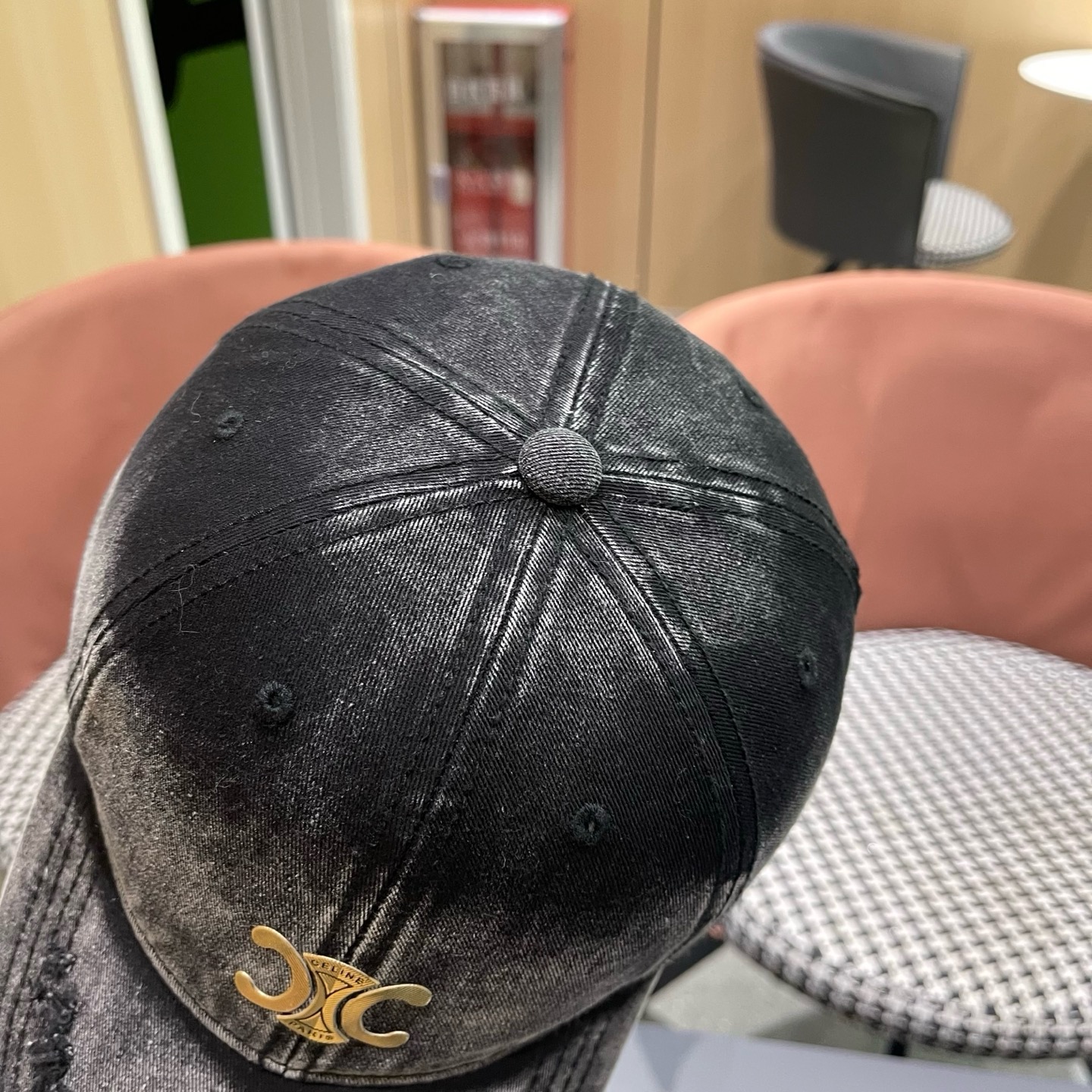 【CELINE赛琳】新款经典休闲潮流款 棒球帽🧢日韩风格，随便搭配都超好看！出门旅游，绝对要入手的一款