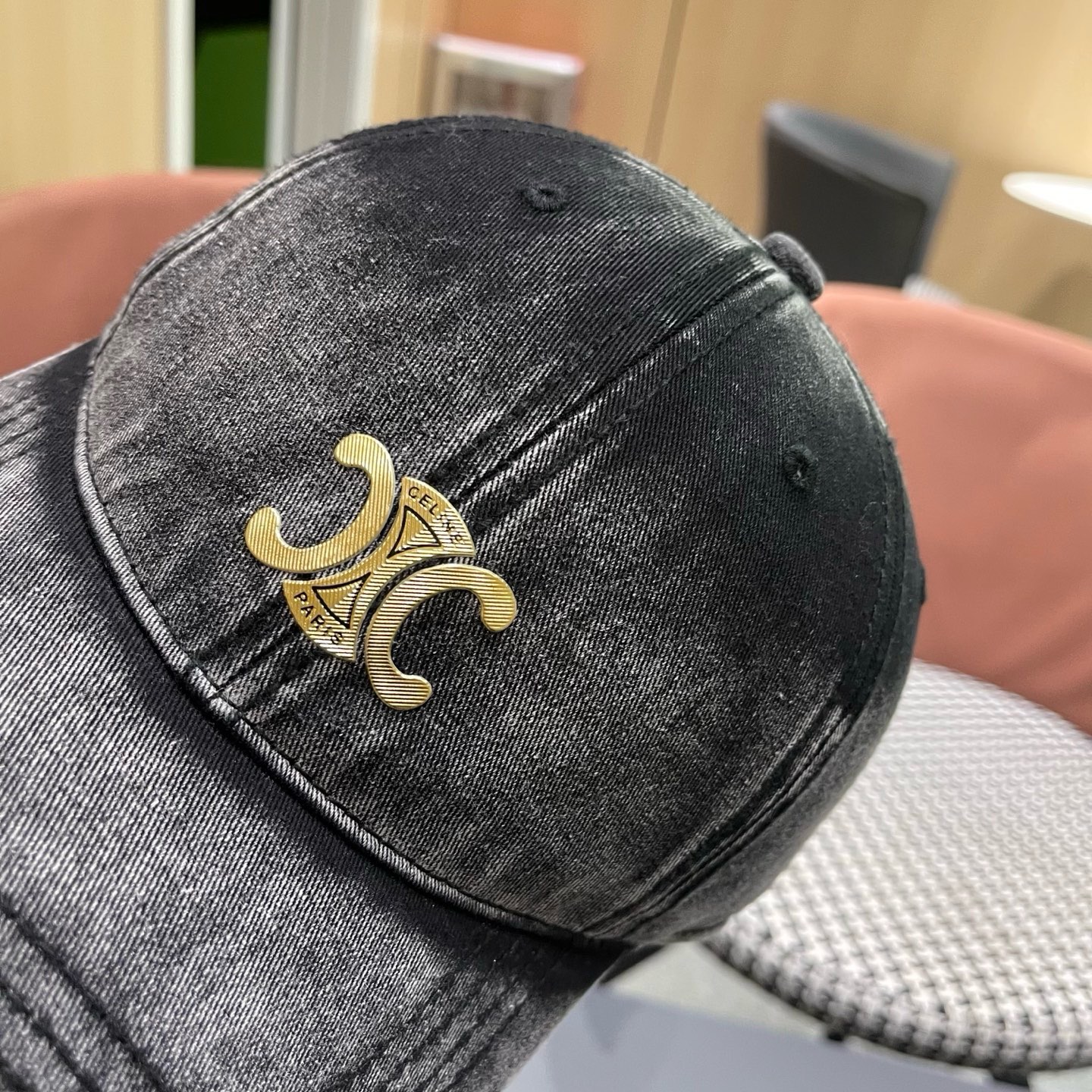 【CELINE赛琳】新款经典休闲潮流款 棒球帽🧢日韩风格，随便搭配都超好看！出门旅游，绝对要入手的一款