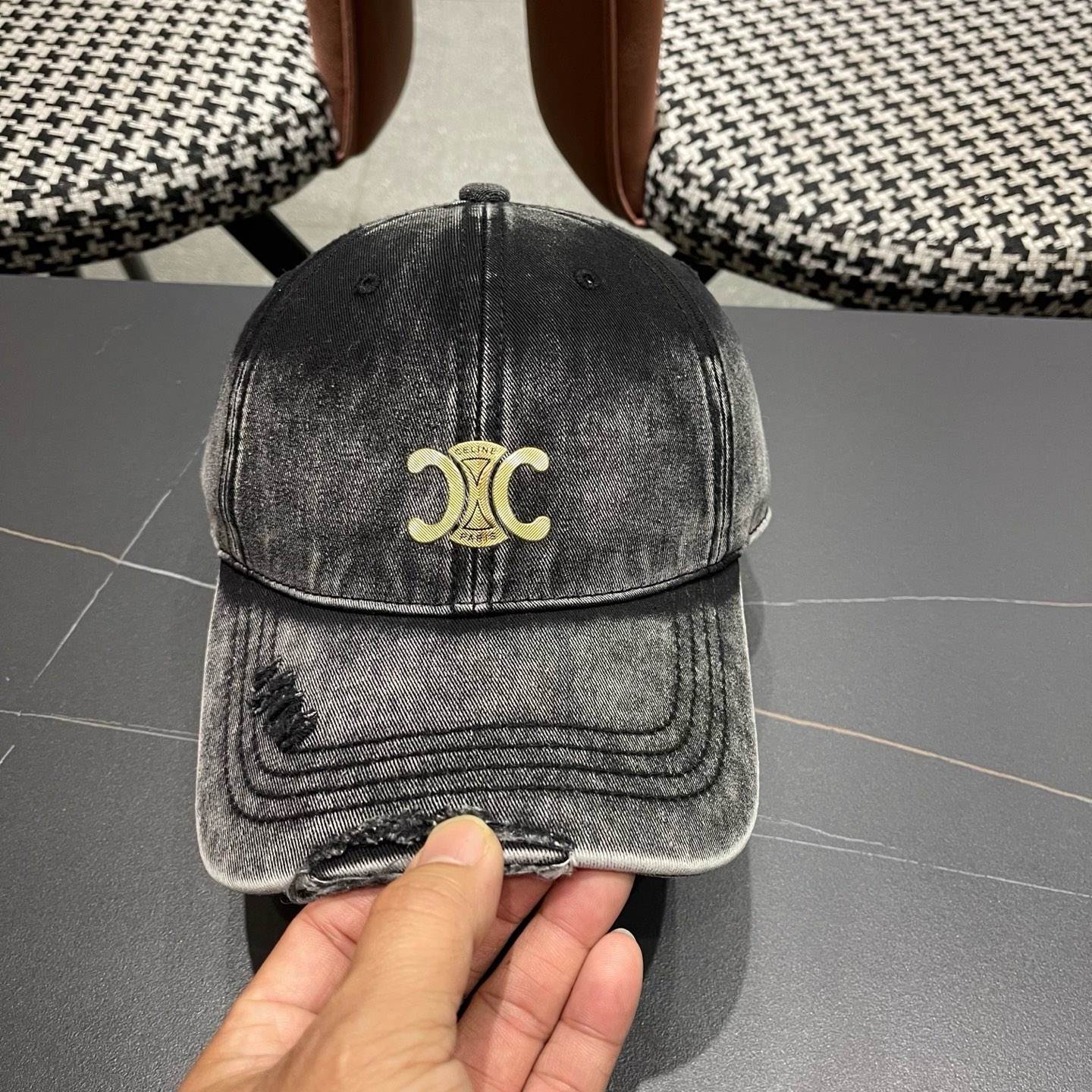 【CELINE赛琳】新款经典休闲潮流款 棒球帽🧢日韩风格，随便搭配都超好看！出门旅游，绝对要入手的一款