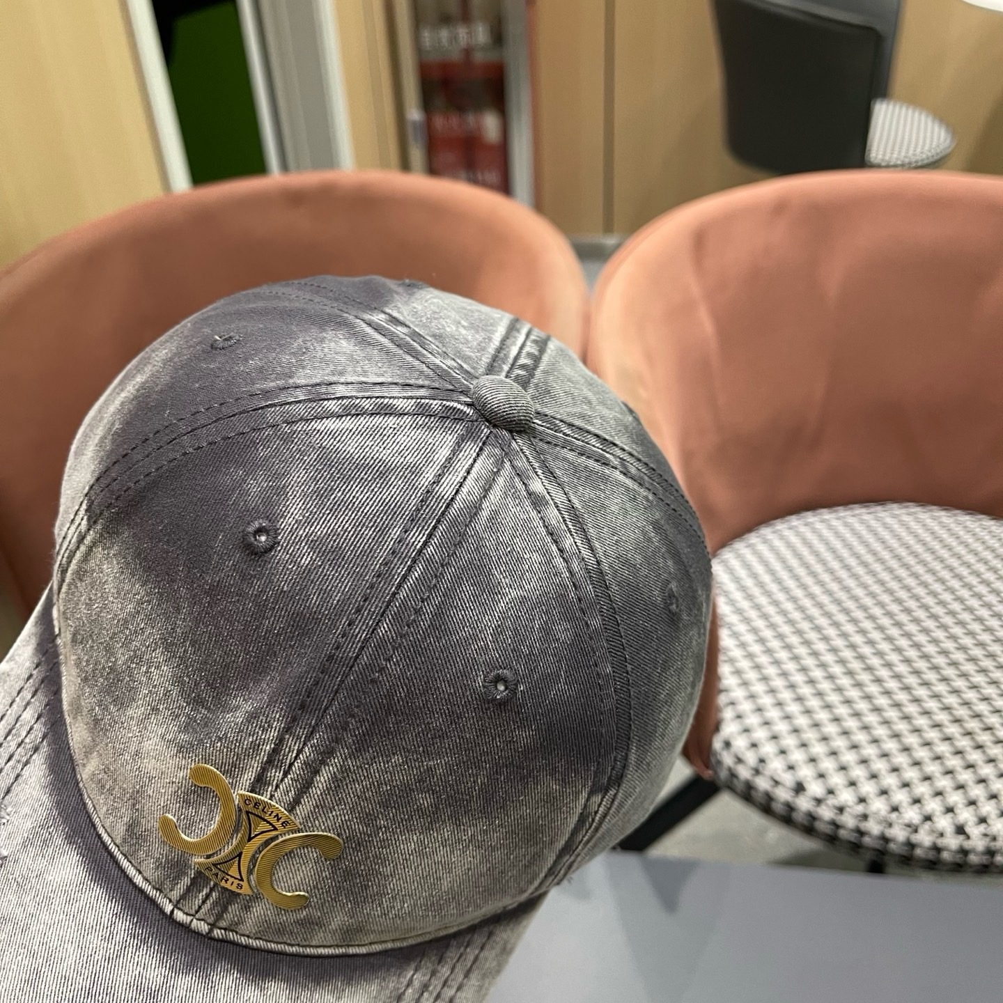 【CELINE赛琳】新款经典休闲潮流款 棒球帽🧢日韩风格，随便搭配都超好看！出门旅游，绝对要入手的一款